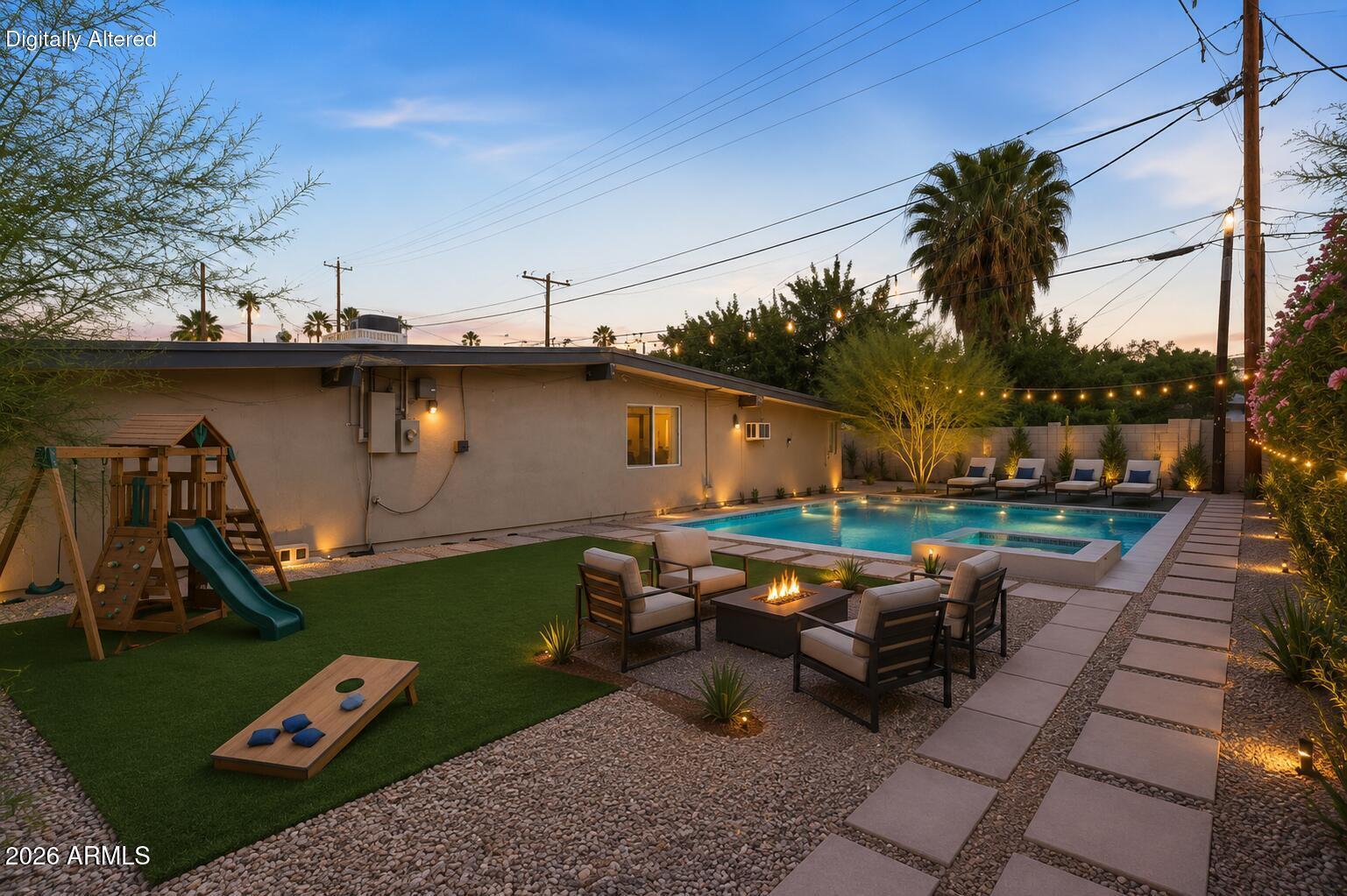 MARLEN GROVE - Residential