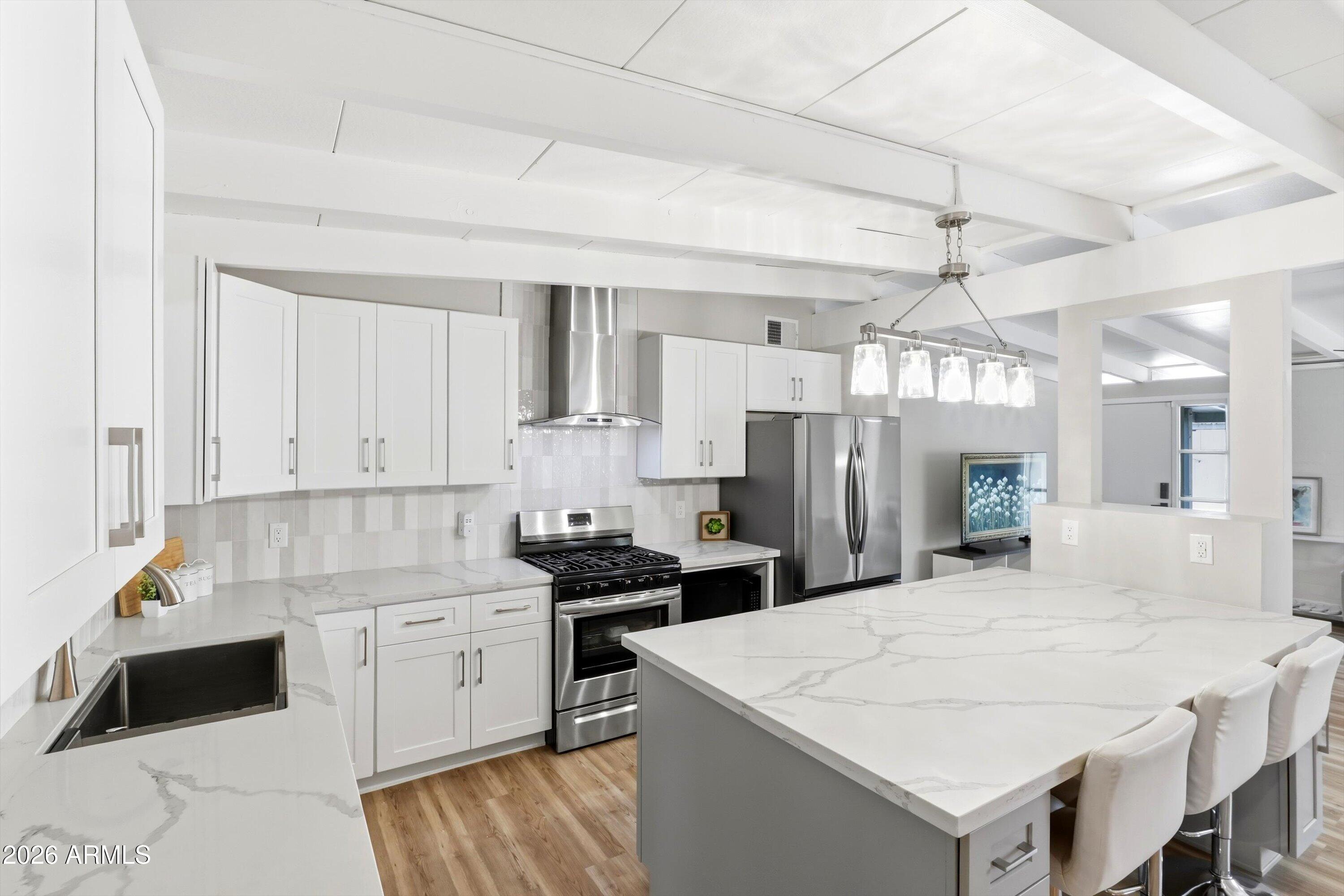 MARLEN GROVE - Residential