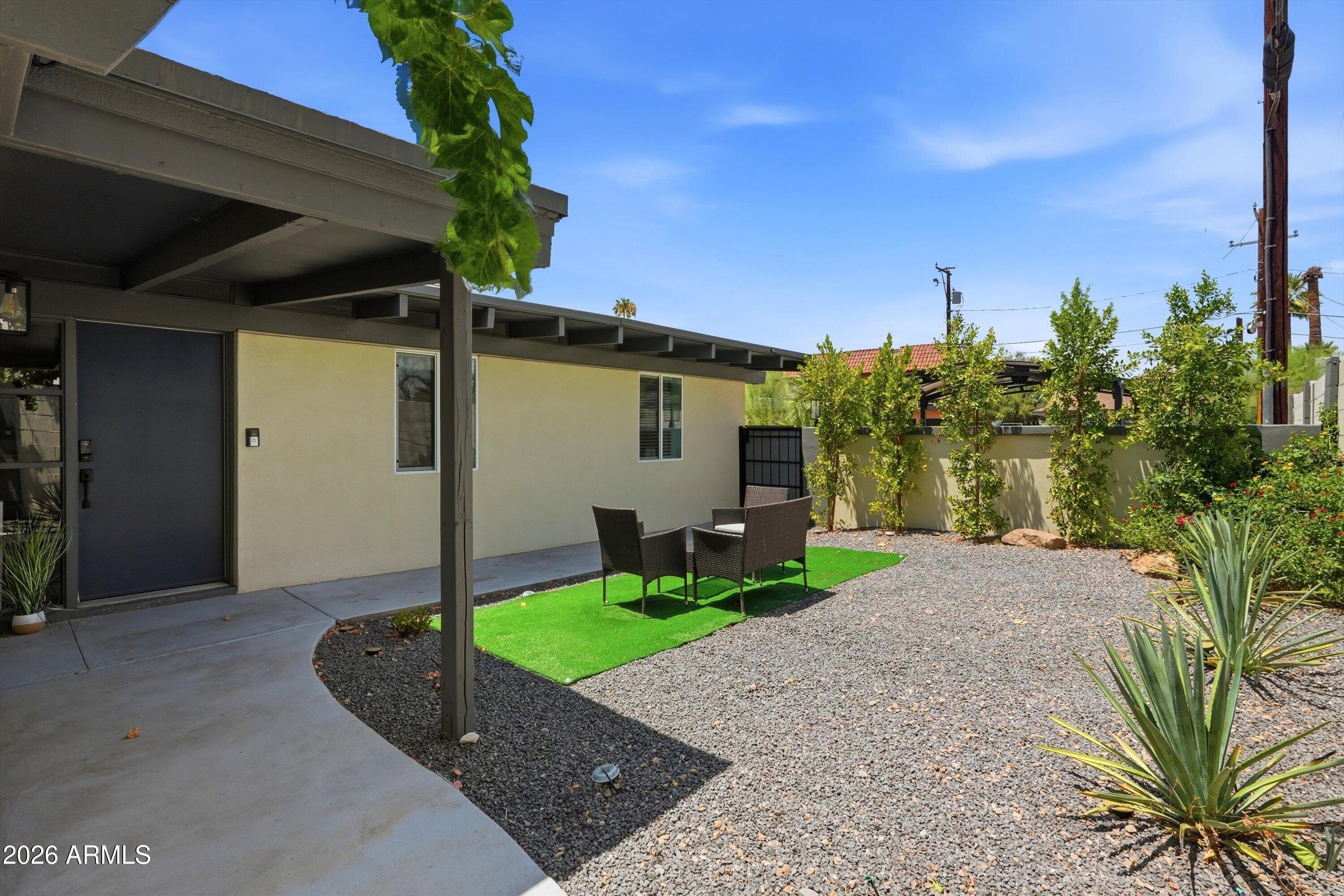 MARLEN GROVE - Residential