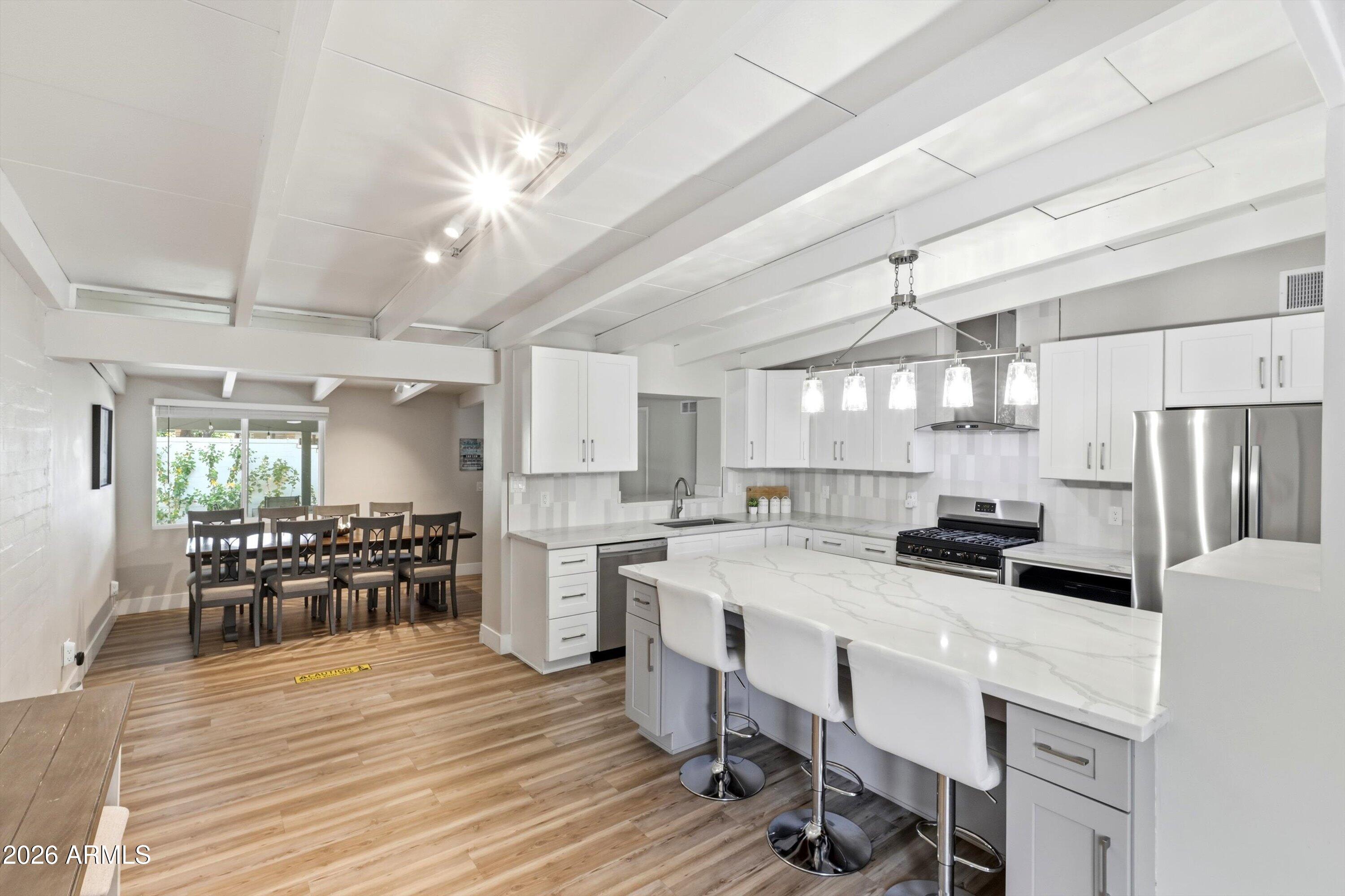 MARLEN GROVE - Residential