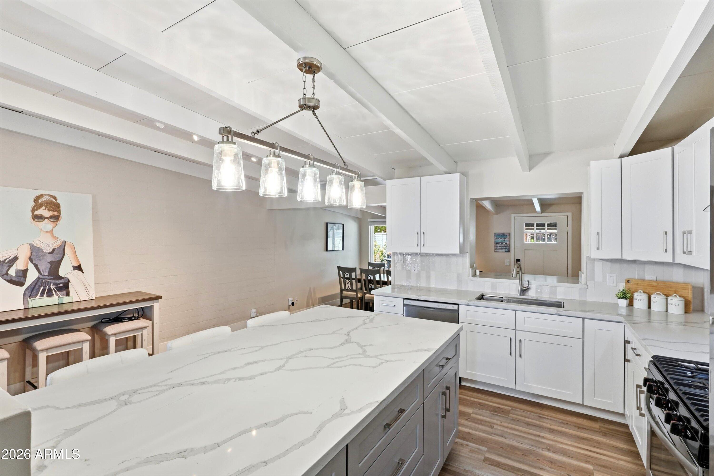 MARLEN GROVE - Residential