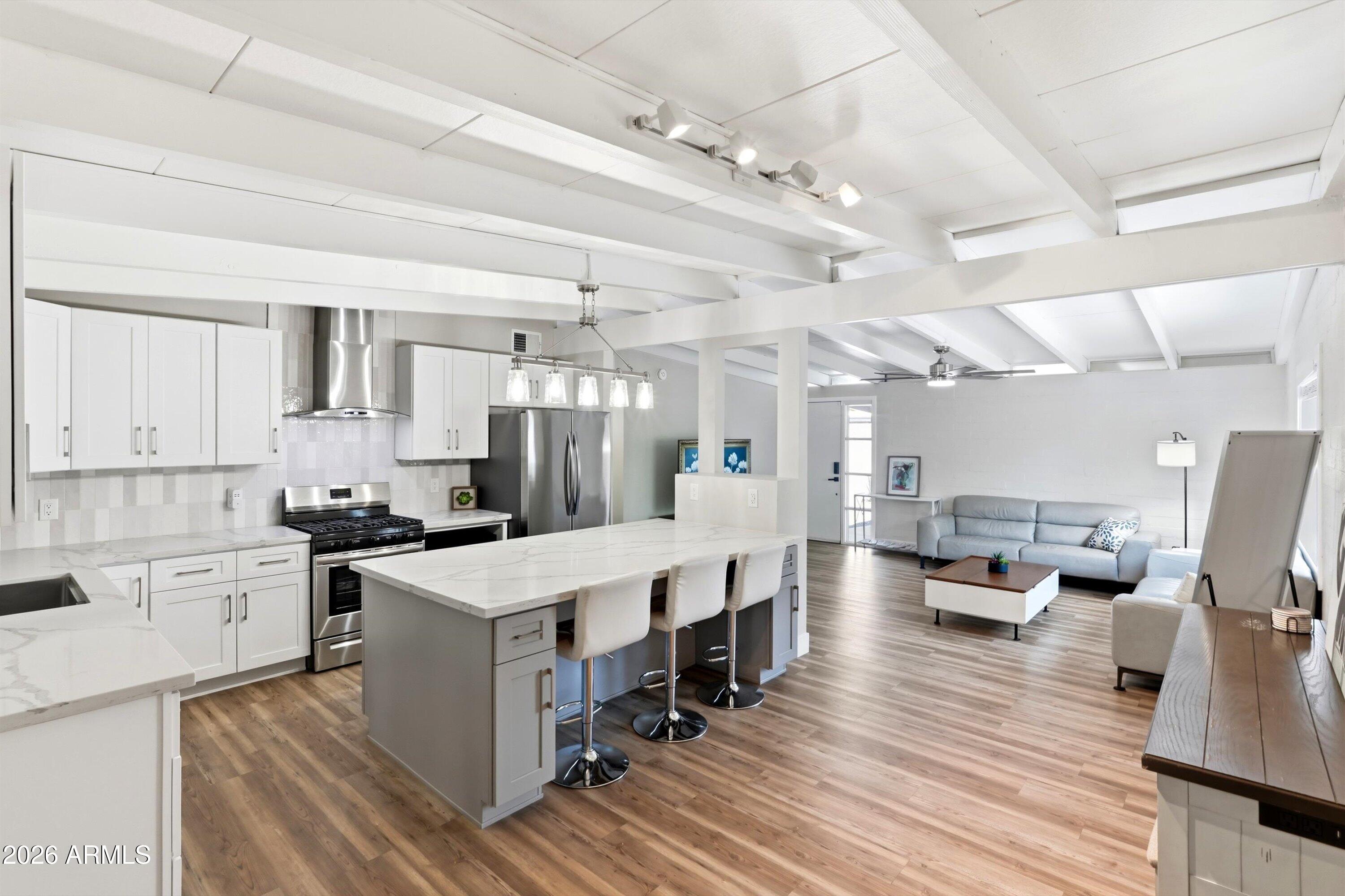 MARLEN GROVE - Residential