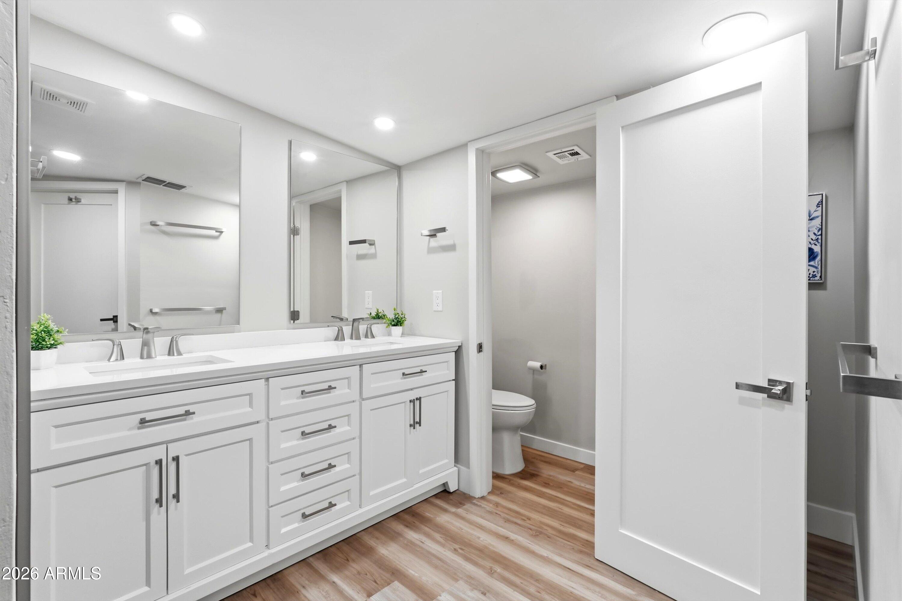 MARLEN GROVE - Residential