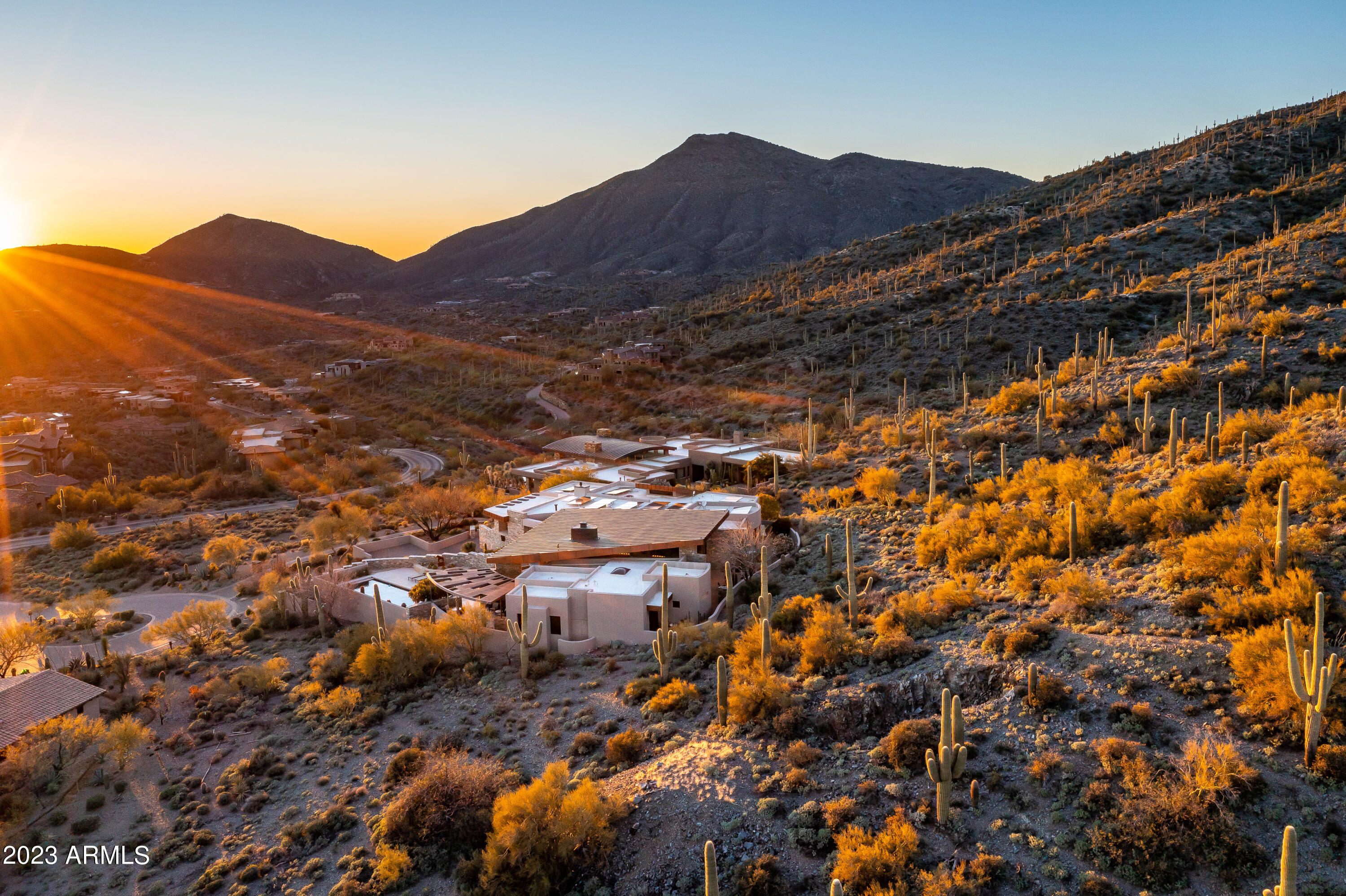 DESERT MOUNTAIN - Residential