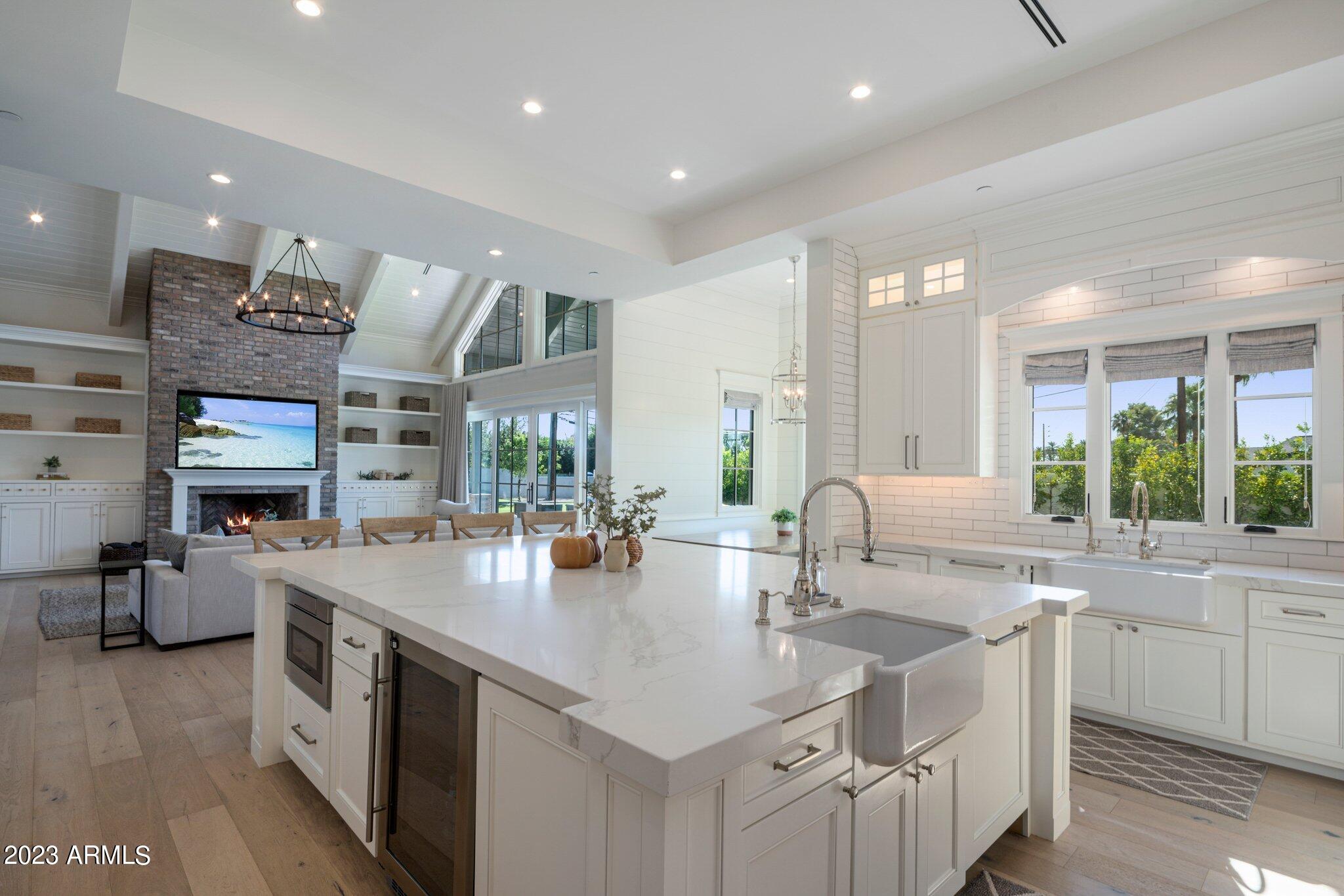 REGENTS PARK - Residential