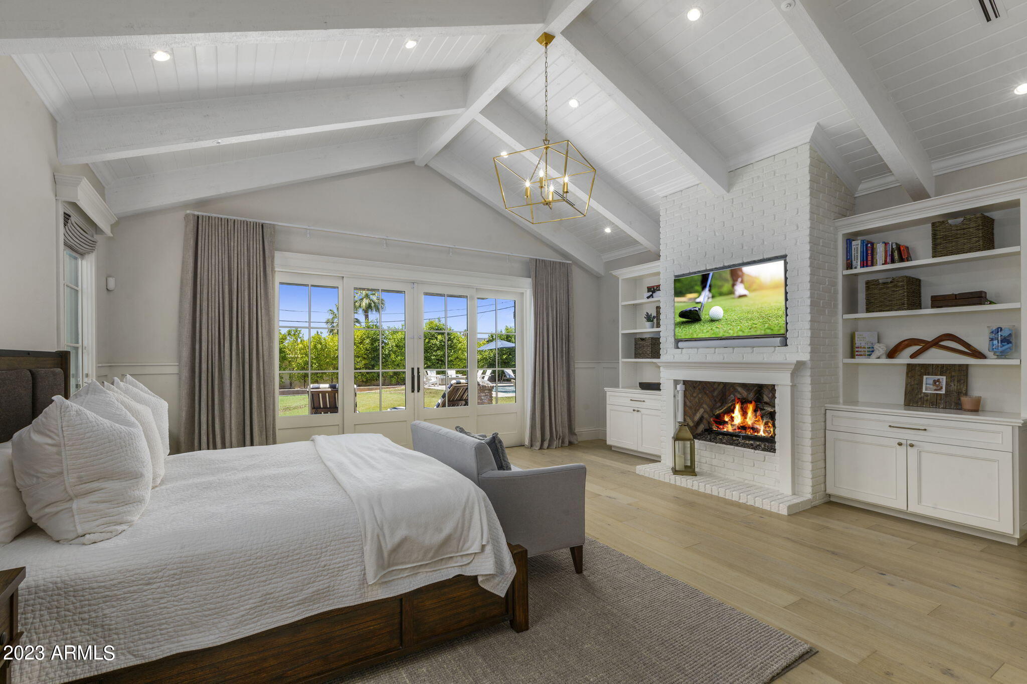 REGENTS PARK - Residential