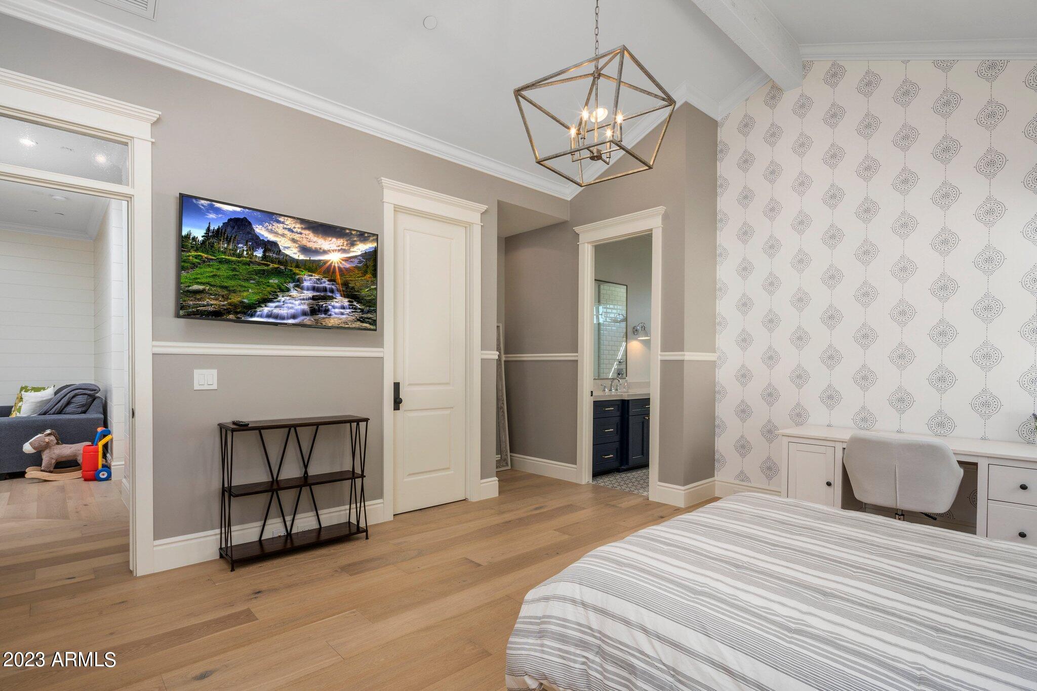 REGENTS PARK - Residential