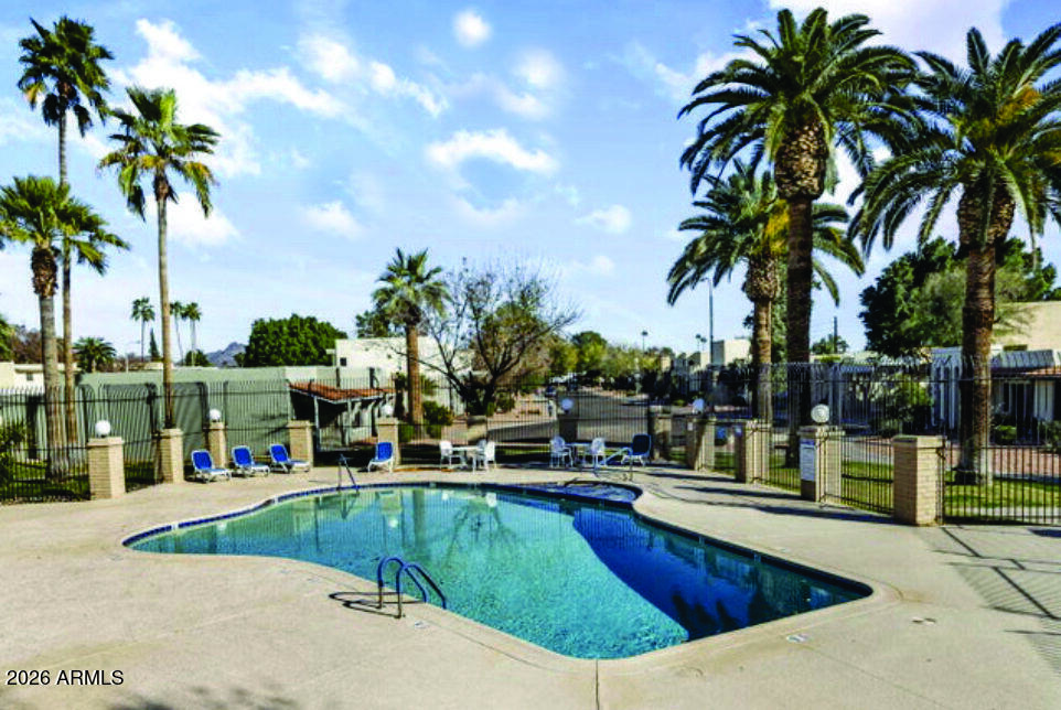CONTINENTAL VILLAS WEST - Residential