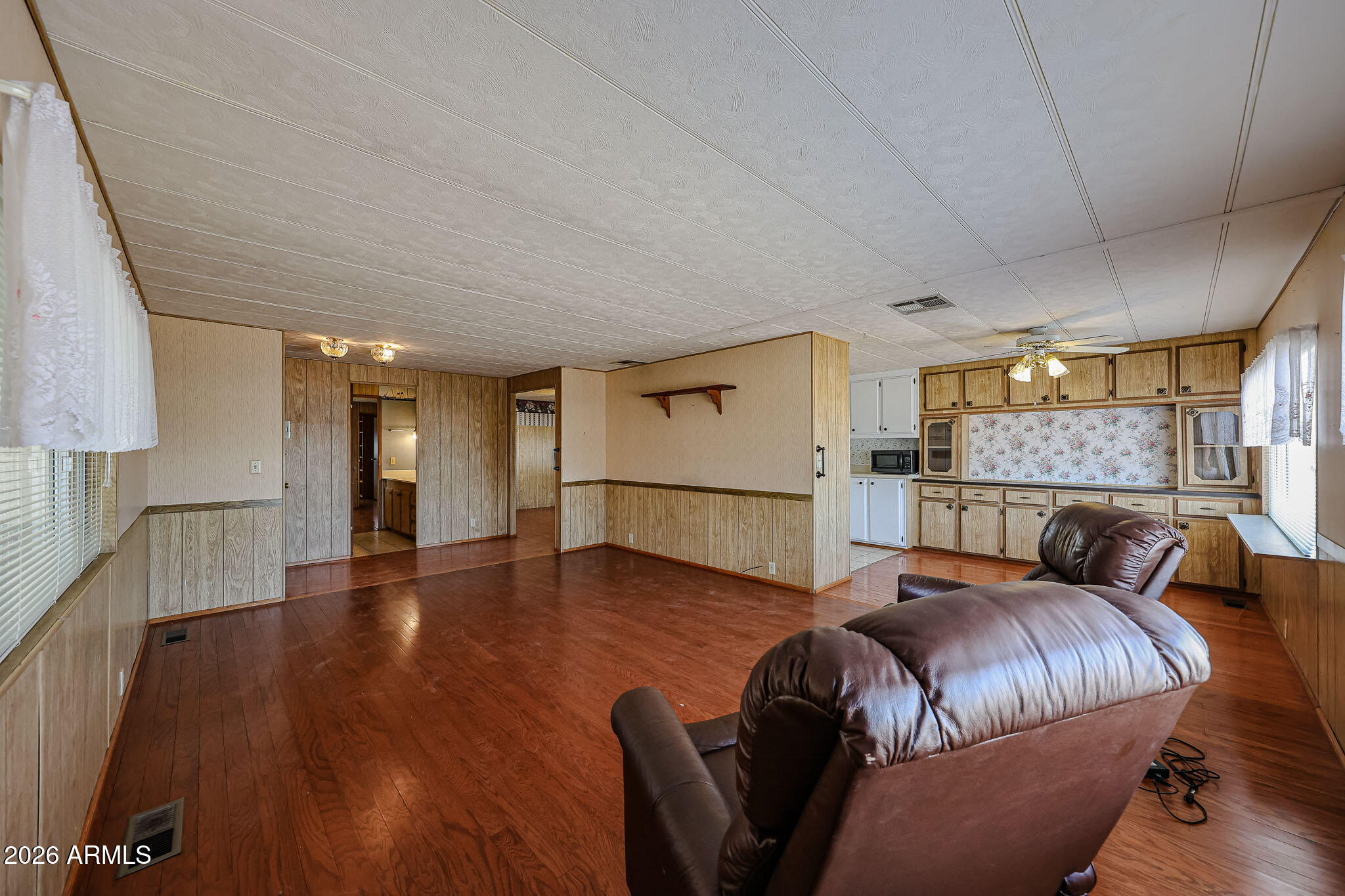 LAKE PLEASANT MOBILE HOME ESTATES - Residential