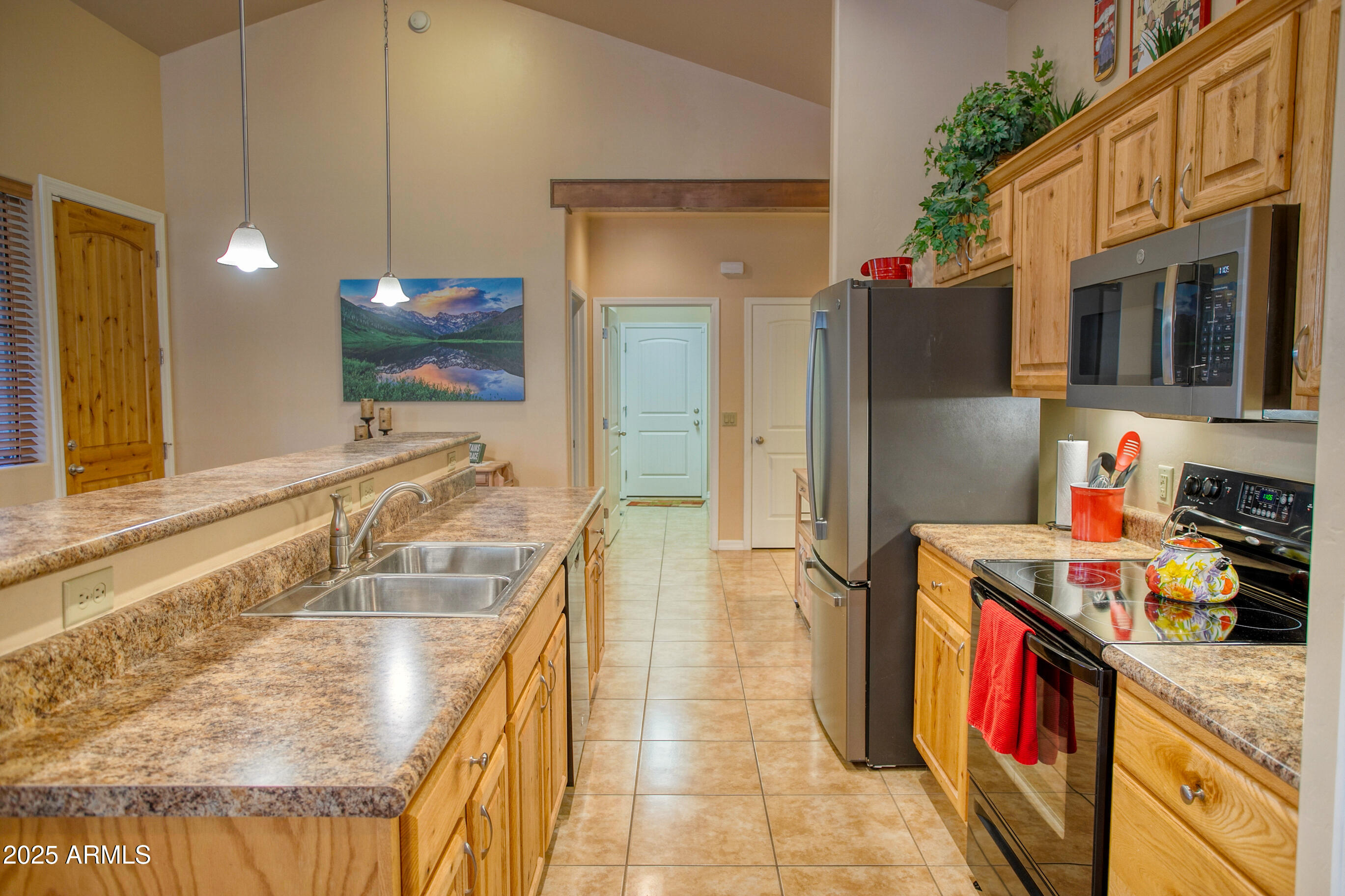 MOUNTAIN GATE HOMES 3RD AMD - Residential