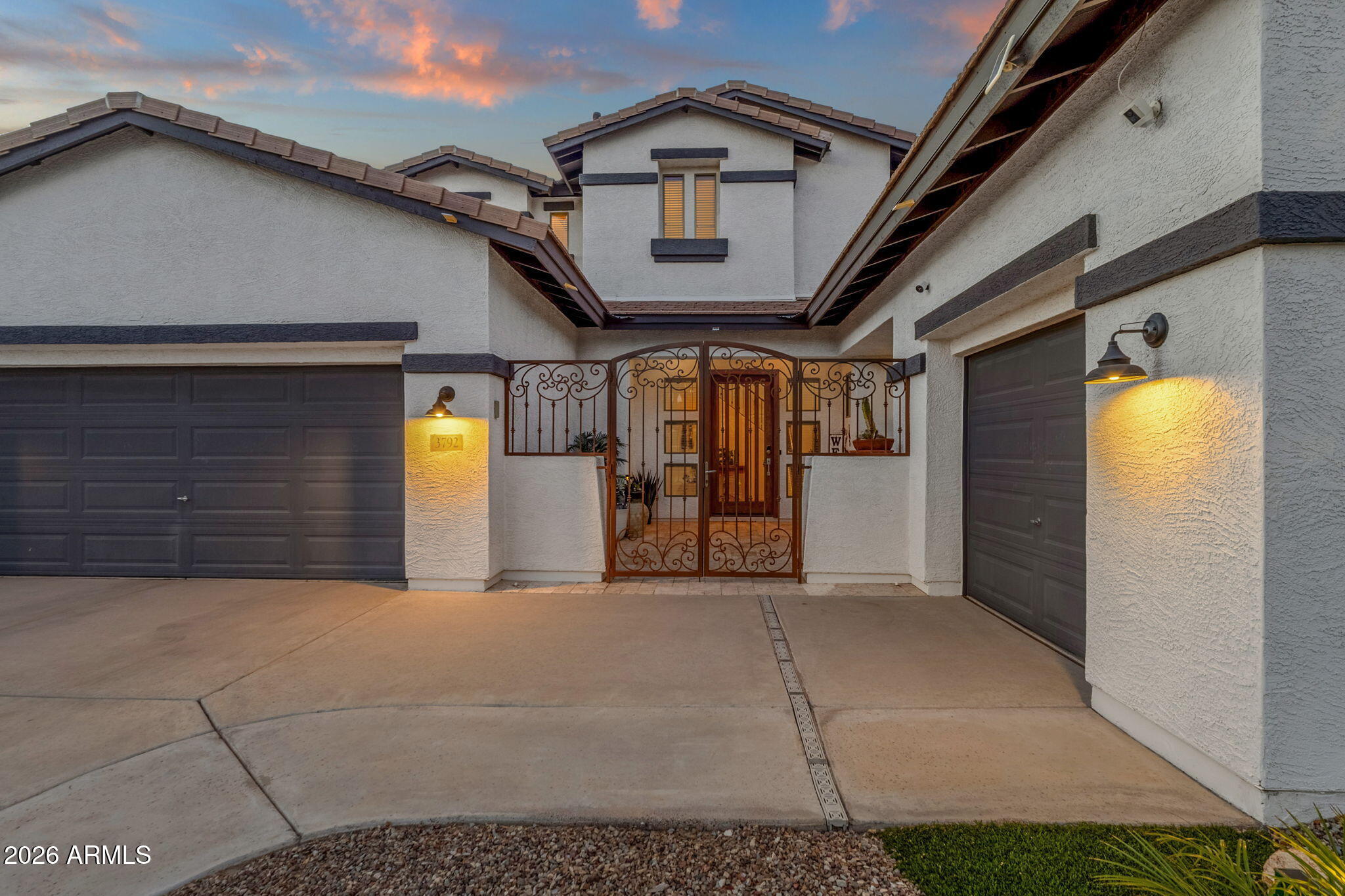 SHADOW RIDGE - Residential