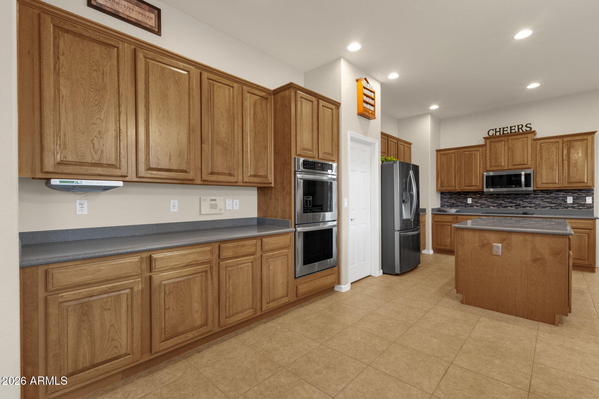 SHADOW RIDGE - Residential