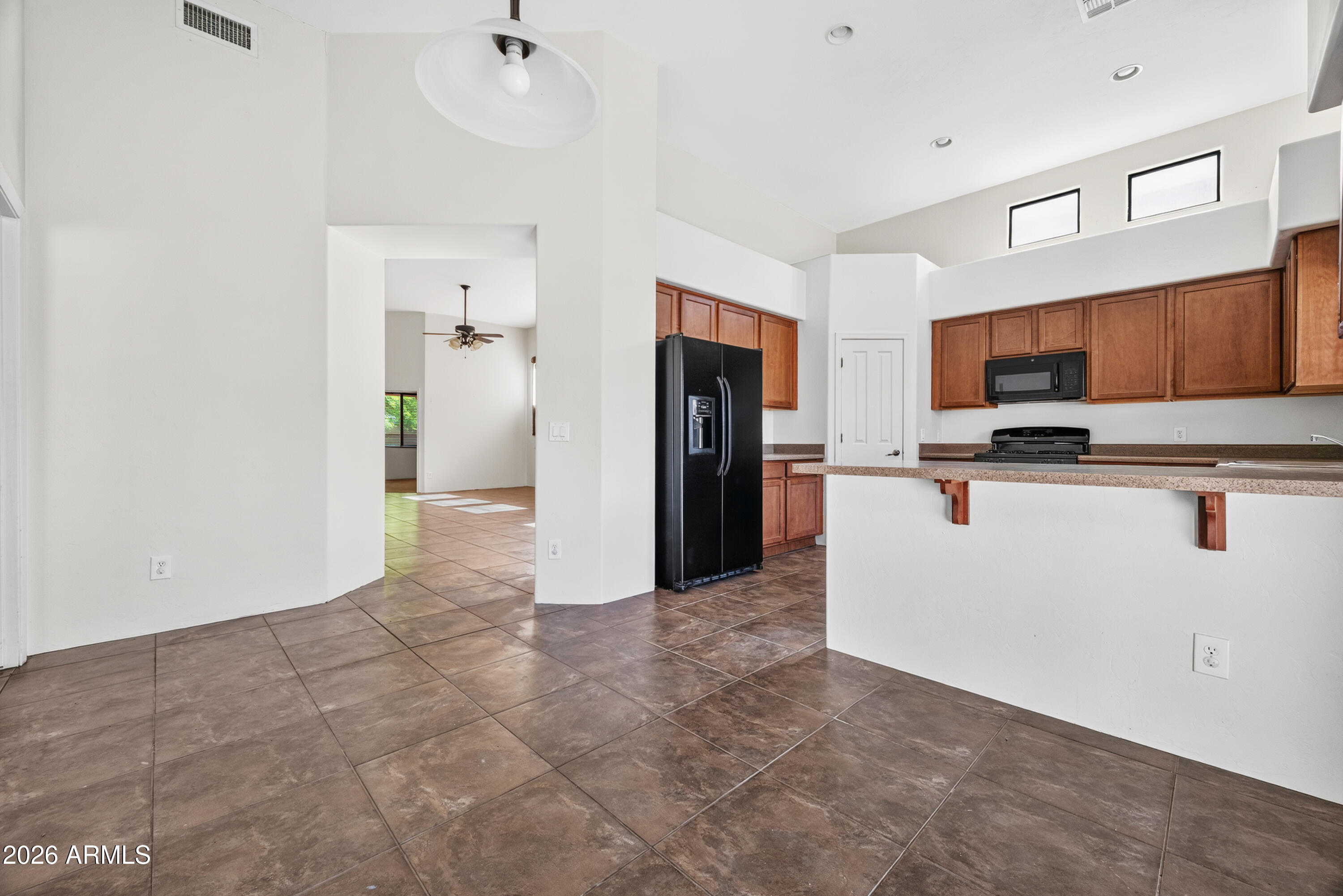 LEGENDS VALIENTE 2 - Residential