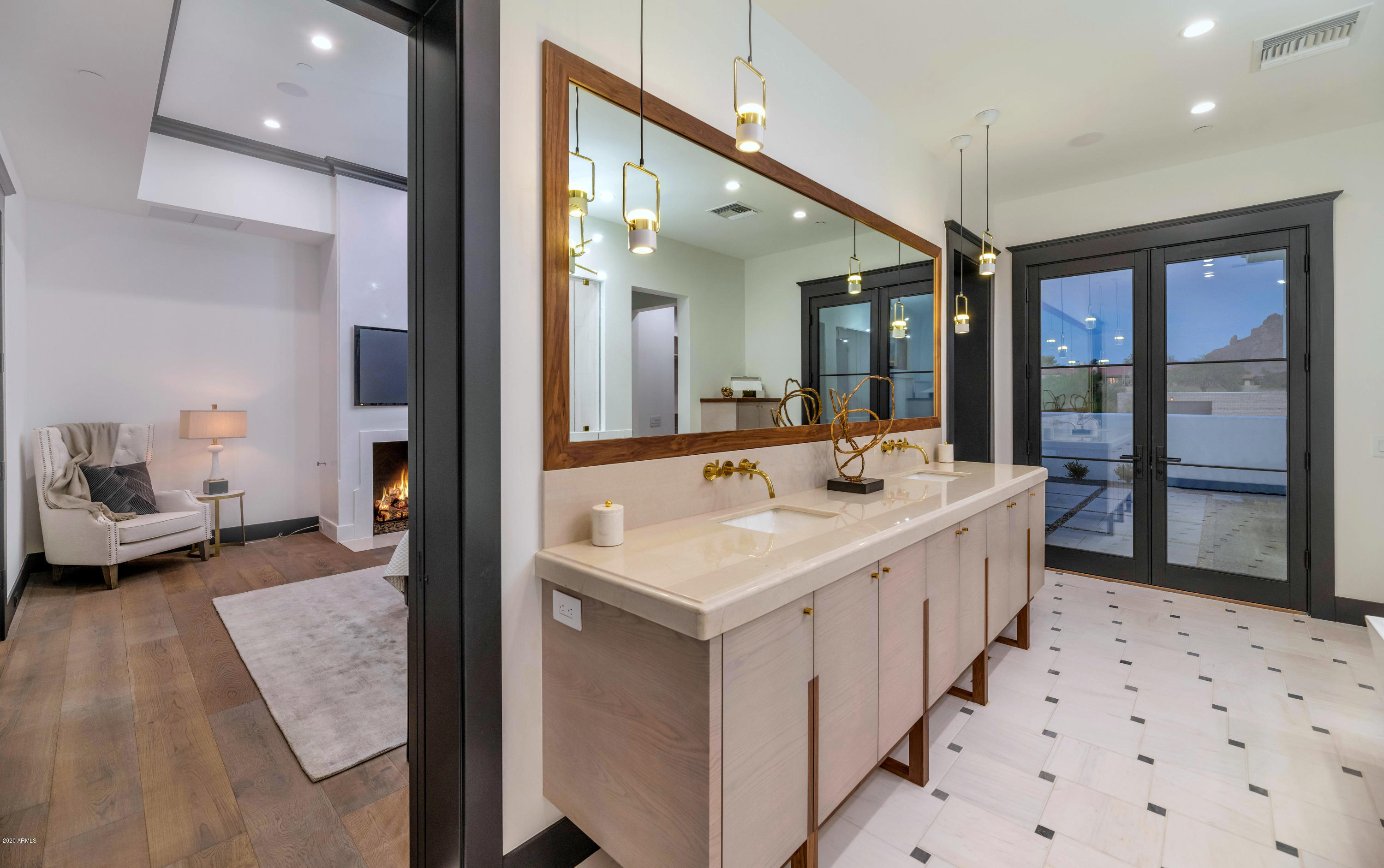 ARROYO HEIGHTS - Residential