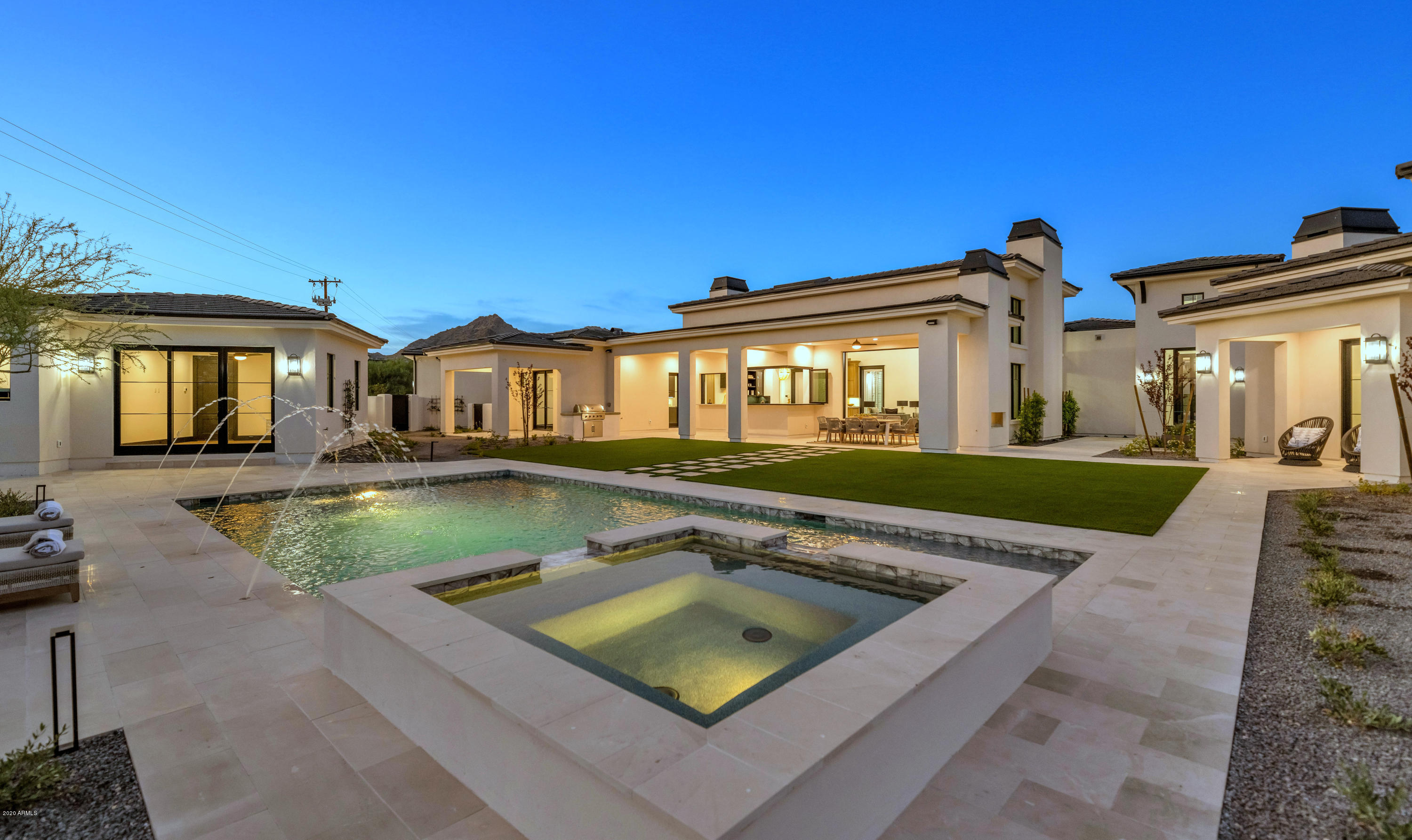 ARROYO HEIGHTS - Residential