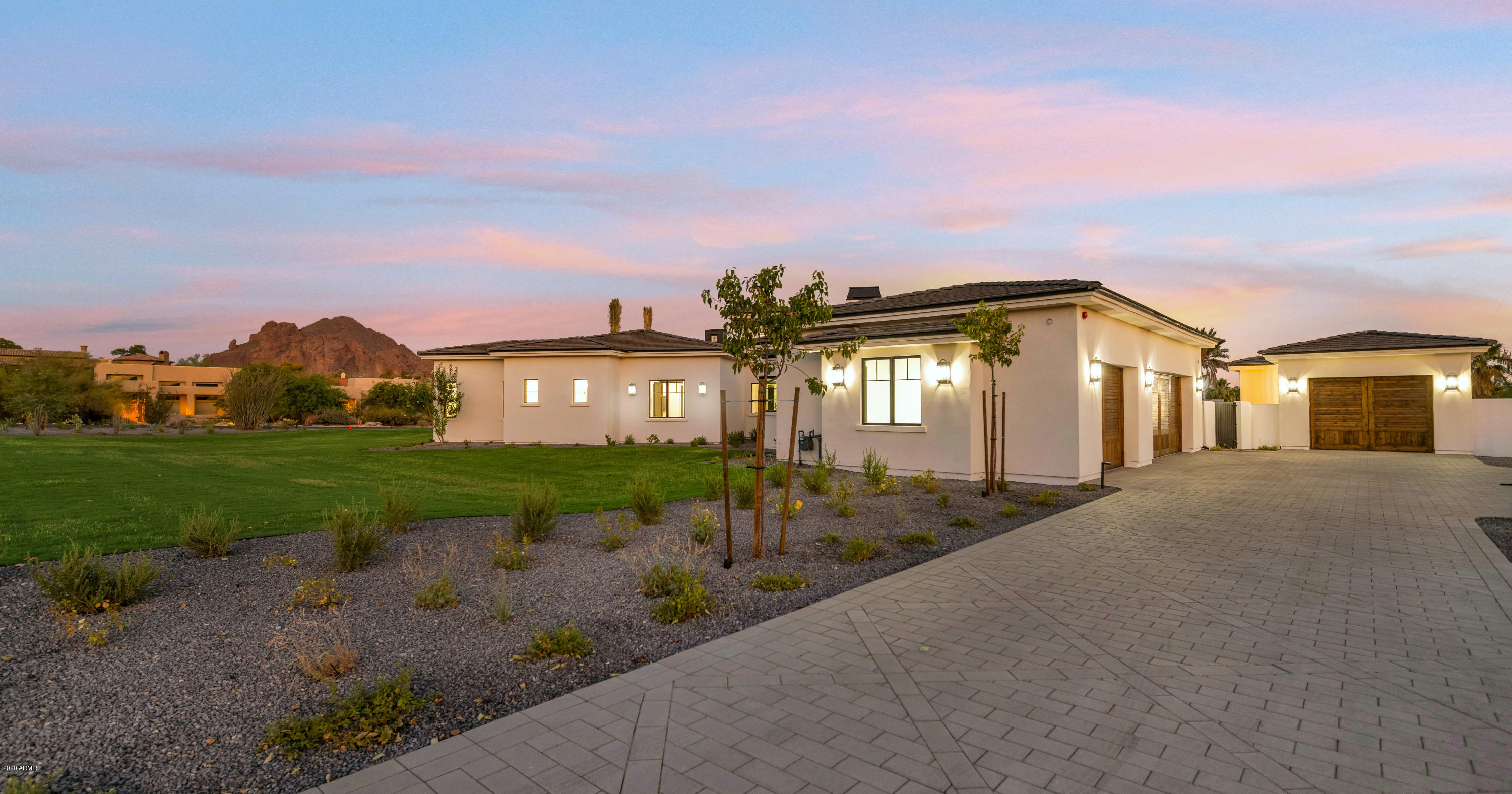 ARROYO HEIGHTS - Residential