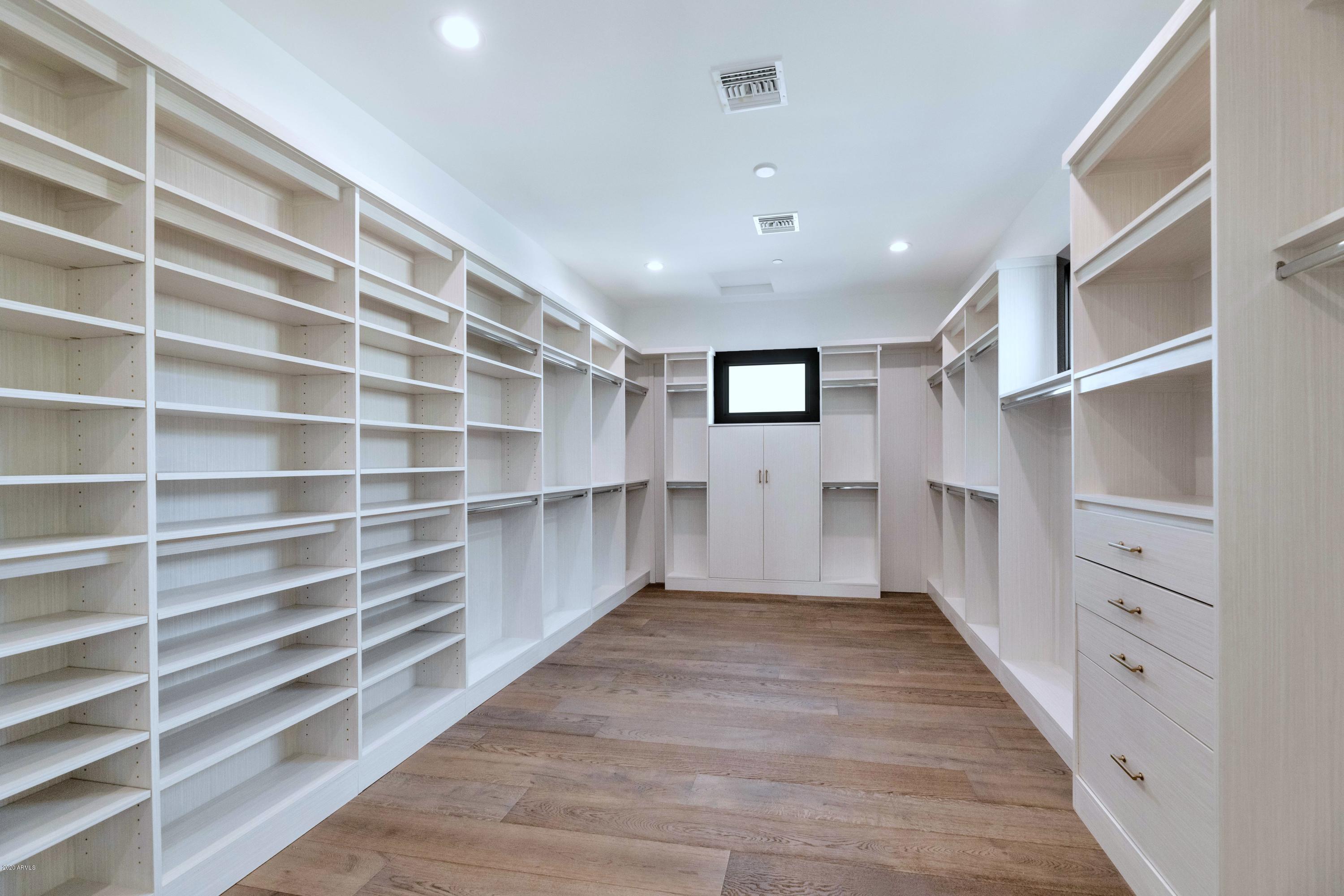 ARROYO HEIGHTS - Residential