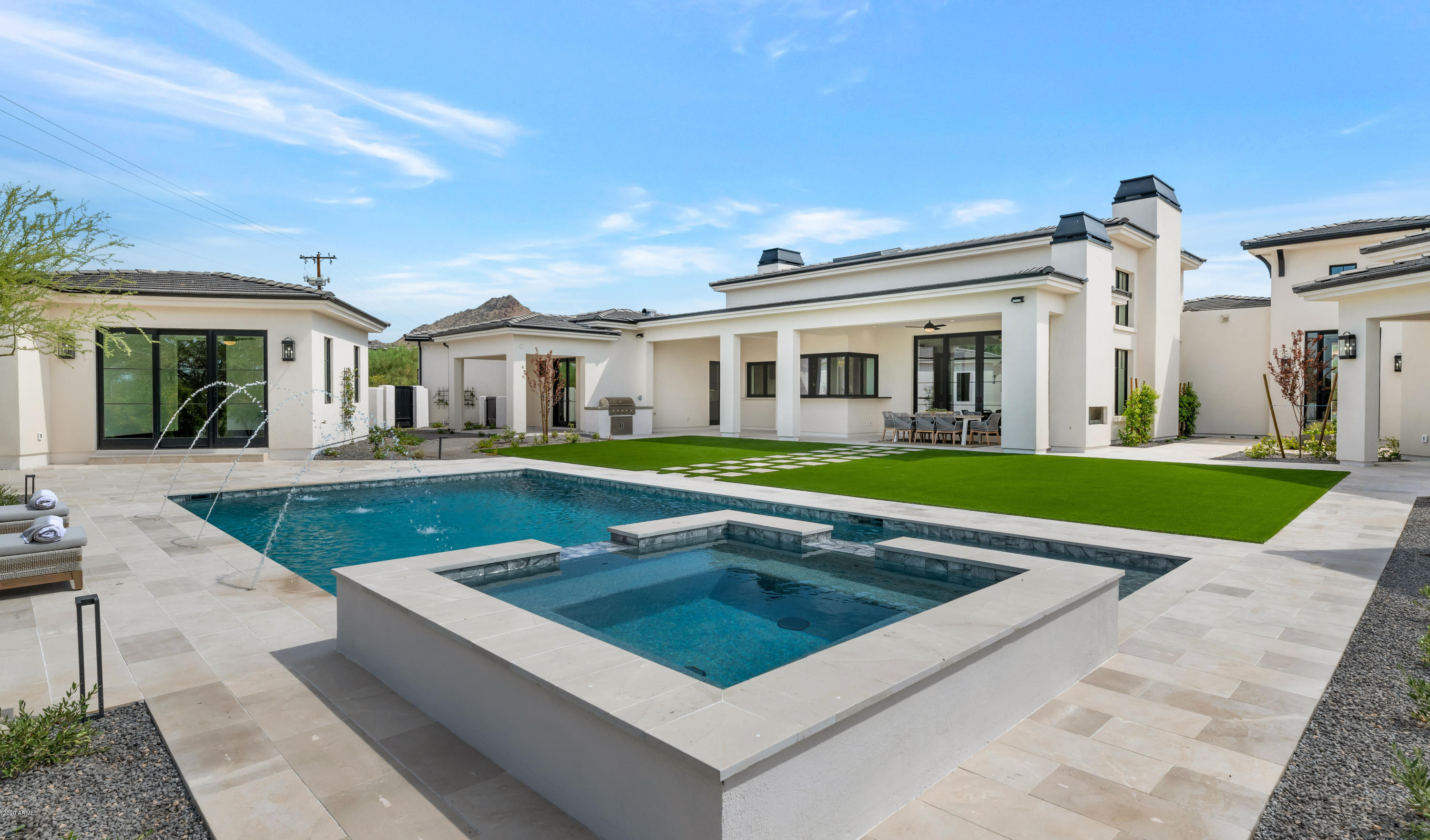 ARROYO HEIGHTS - Residential