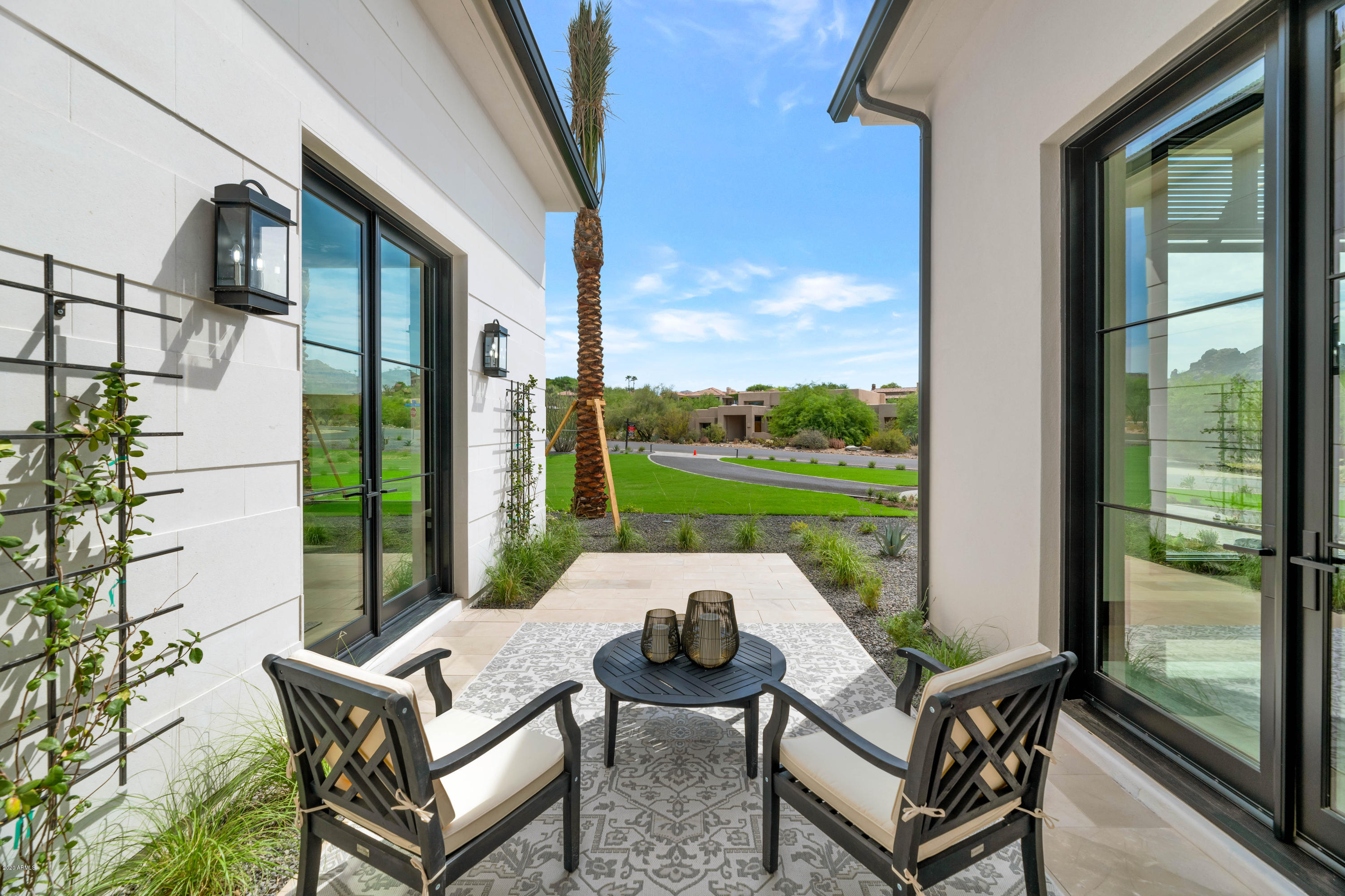 ARROYO HEIGHTS - Residential