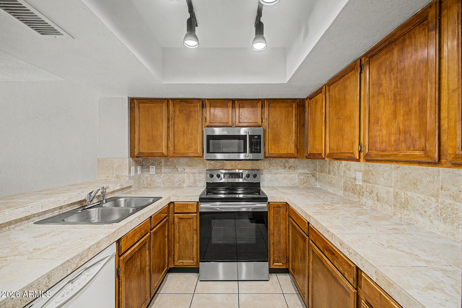 47TH PLACE PHASES 2AMD 3 4 5 6 - Residential