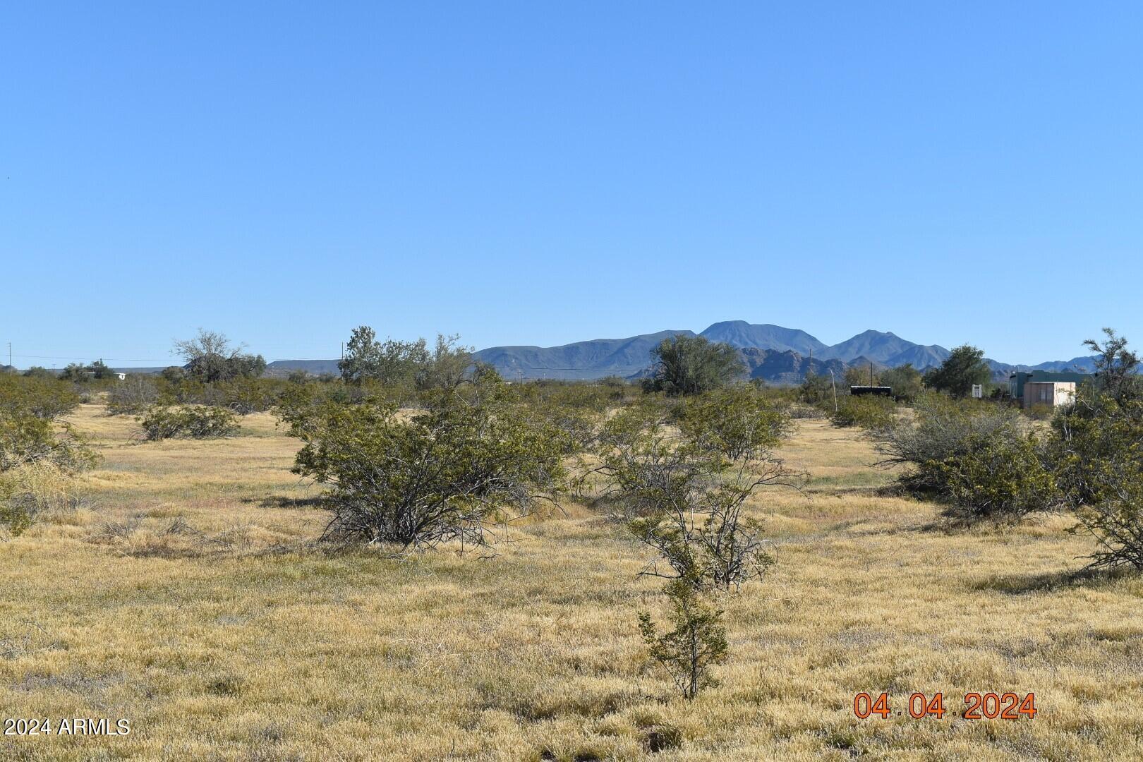 HIDDEN VALLEY - Land