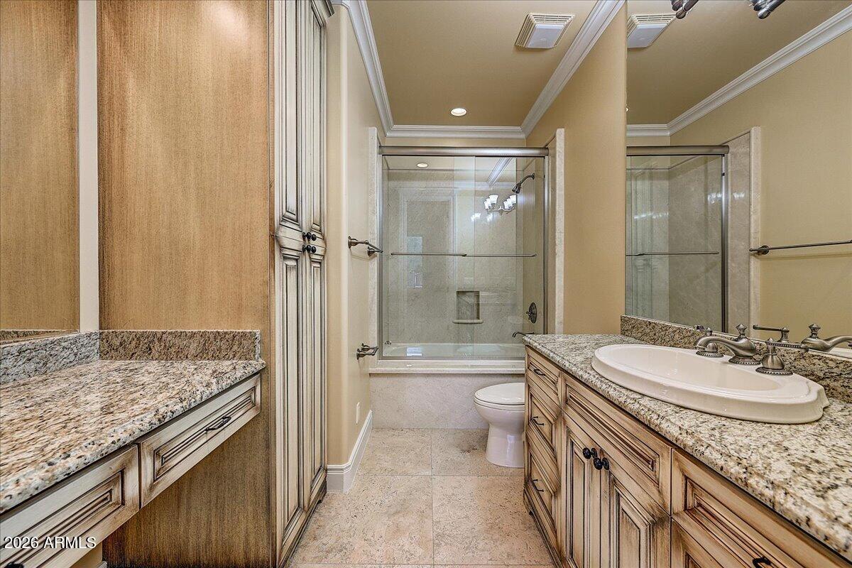 PARADISE VALLEY COUNTRY ESTATES - Residential