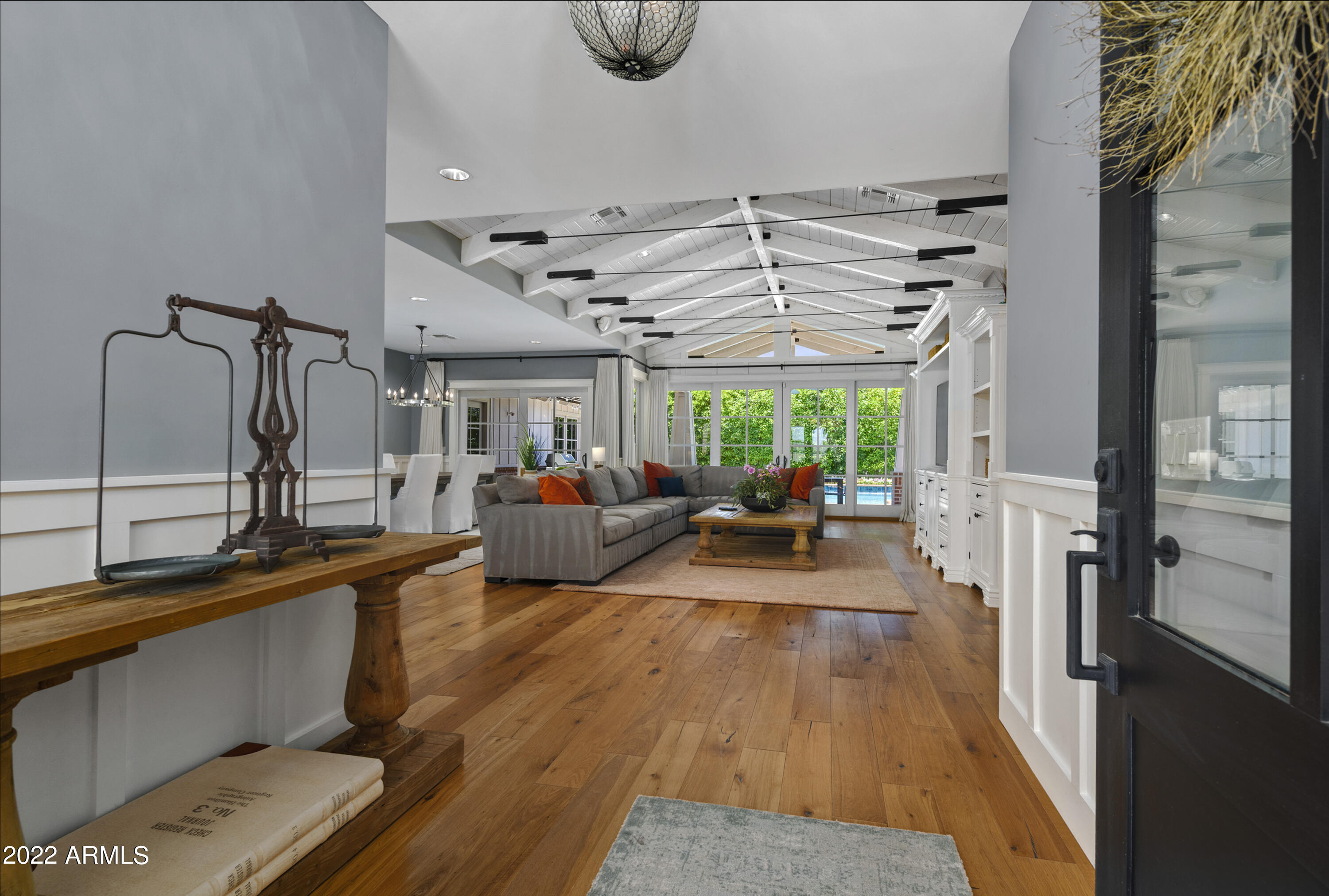PICKWICK ACRES - Residential
