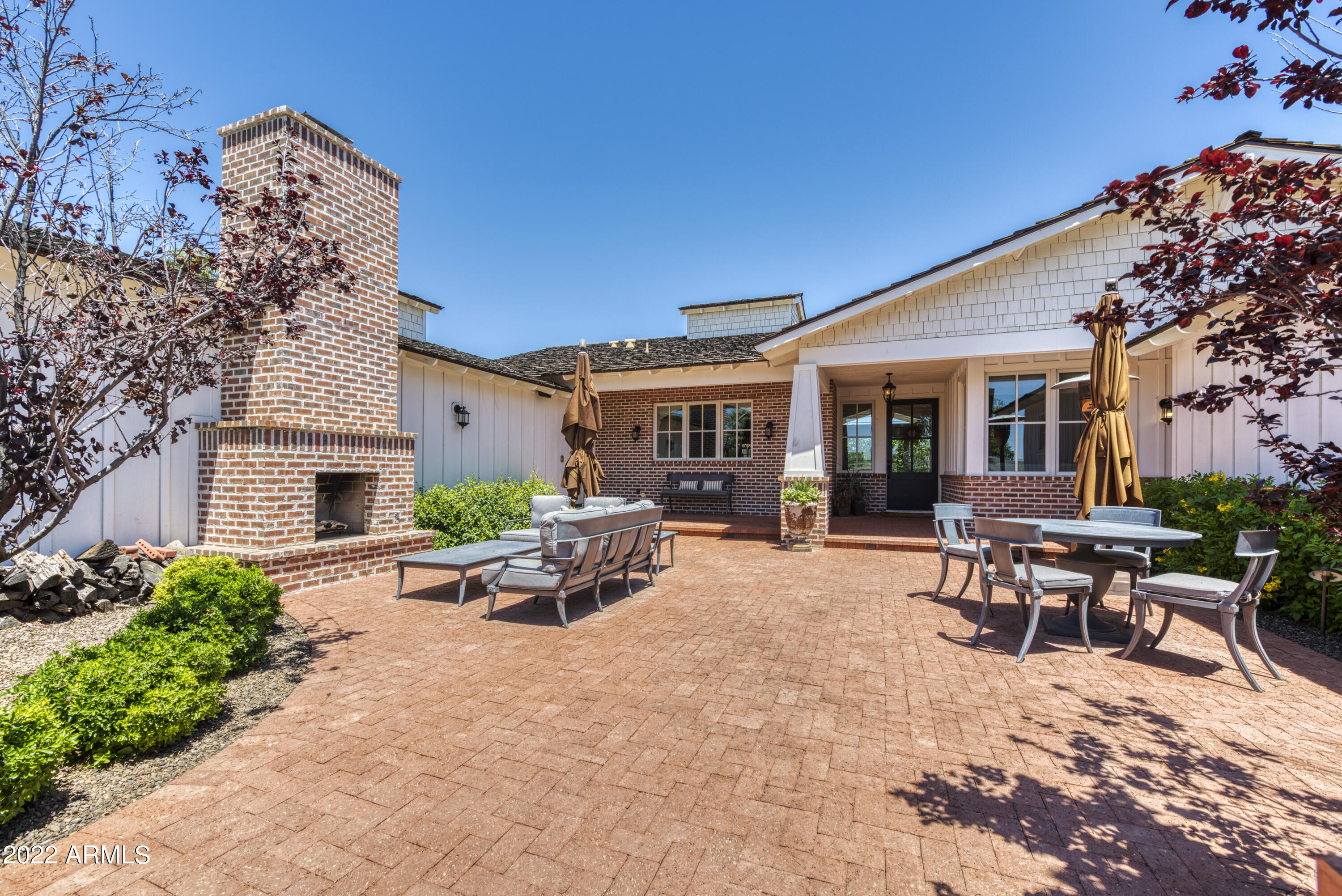 PICKWICK ACRES - Residential