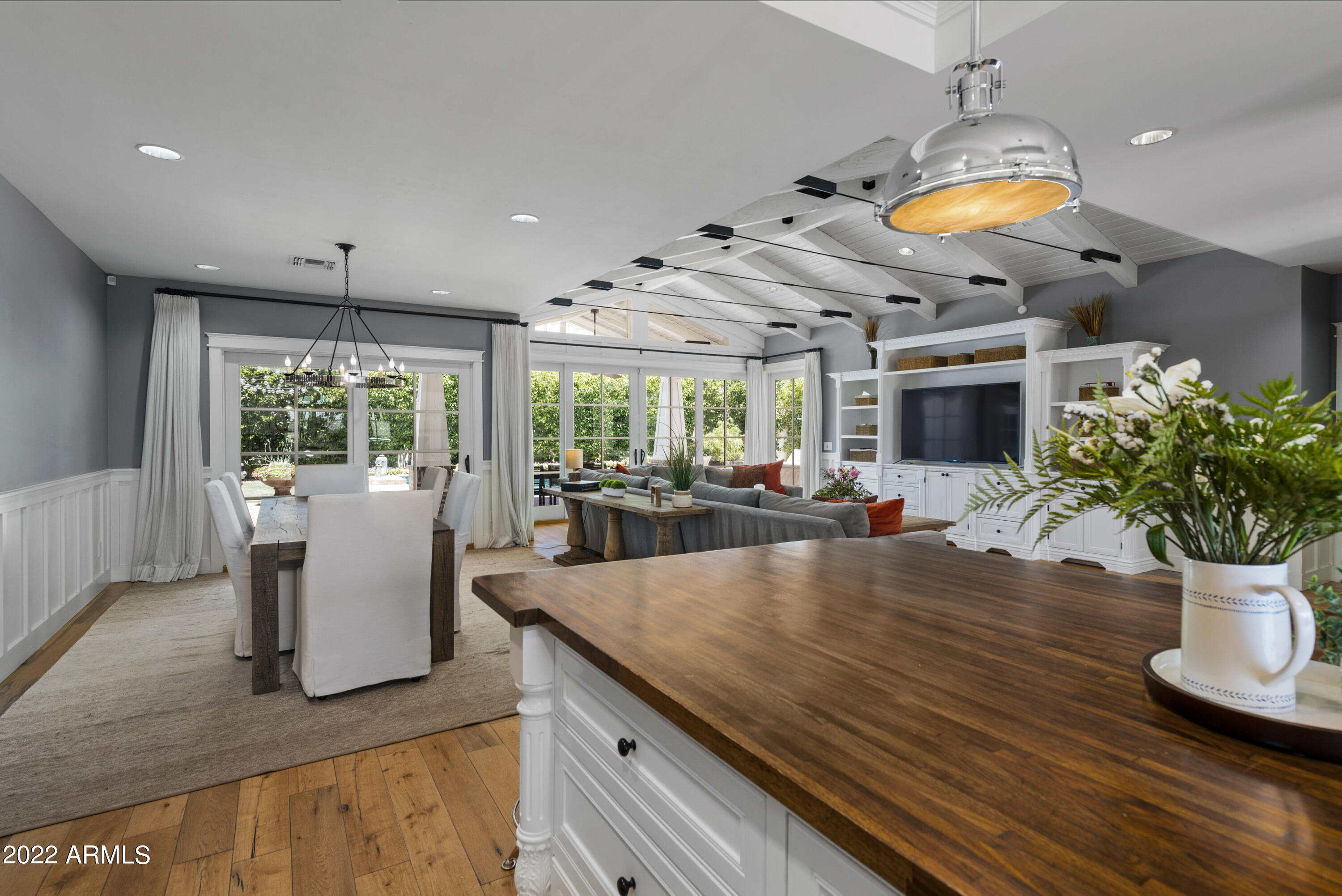 PICKWICK ACRES - Residential