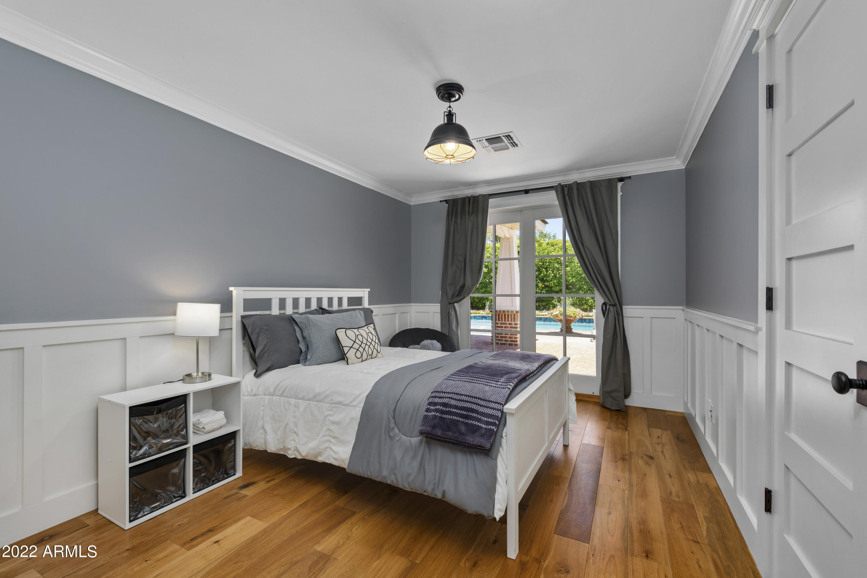 PICKWICK ACRES - Residential