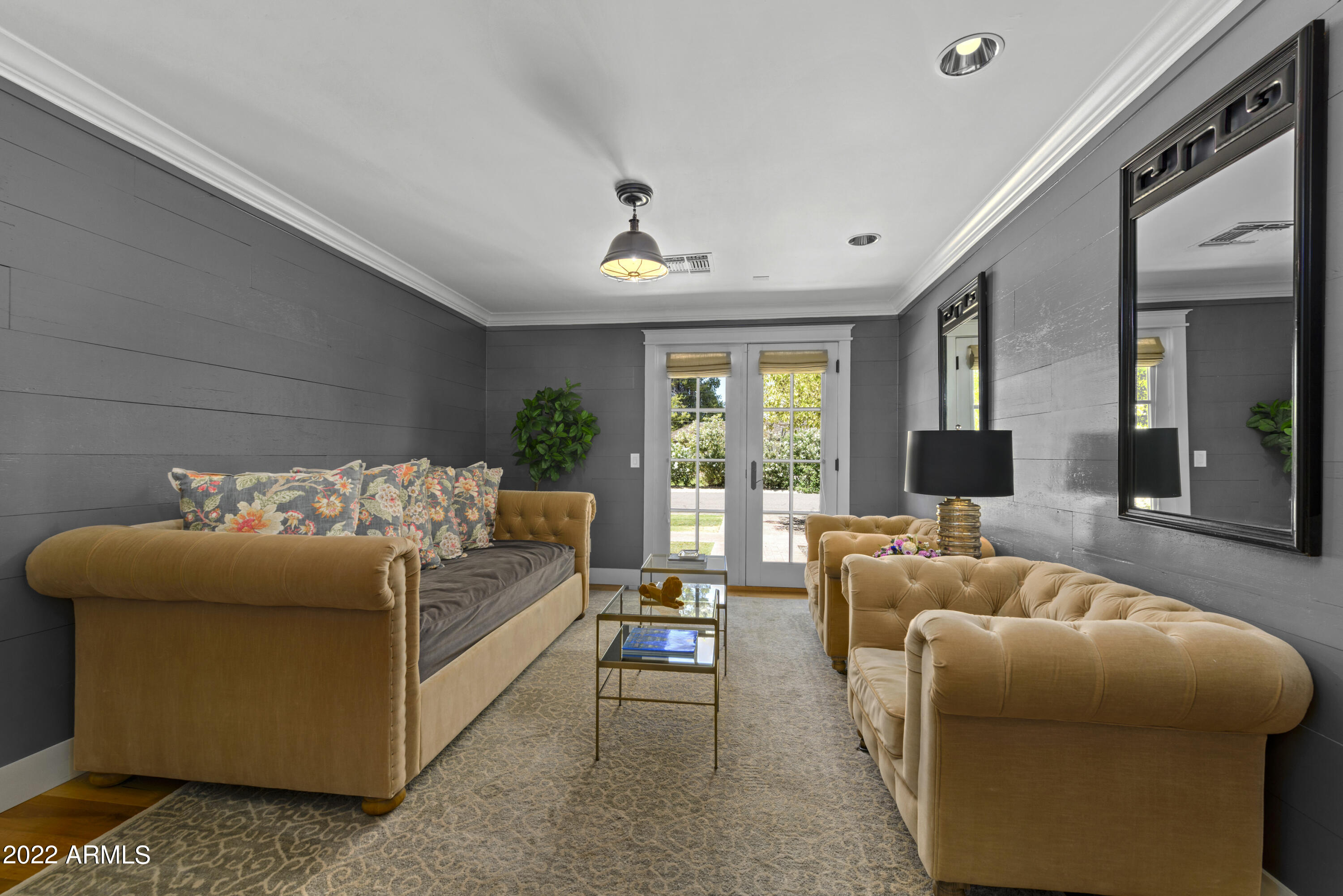 PICKWICK ACRES - Residential