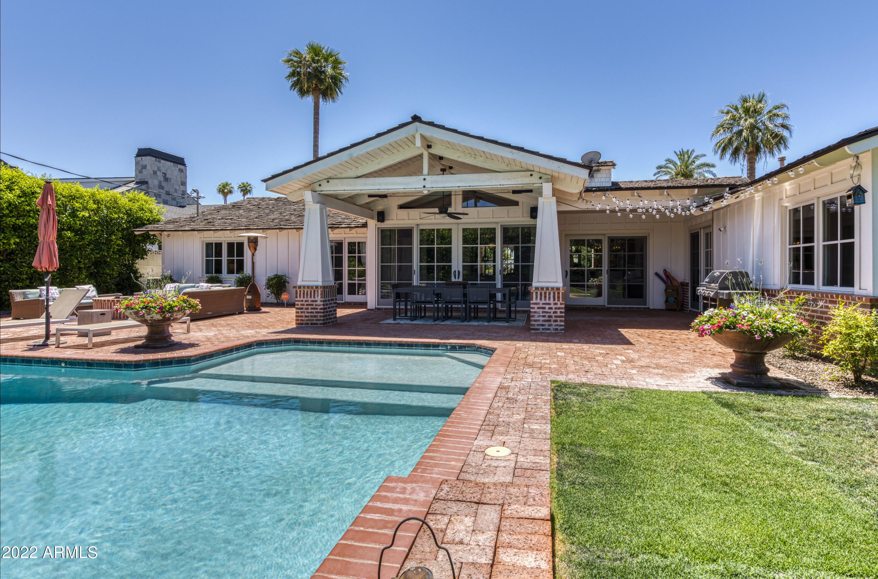 PICKWICK ACRES - Residential