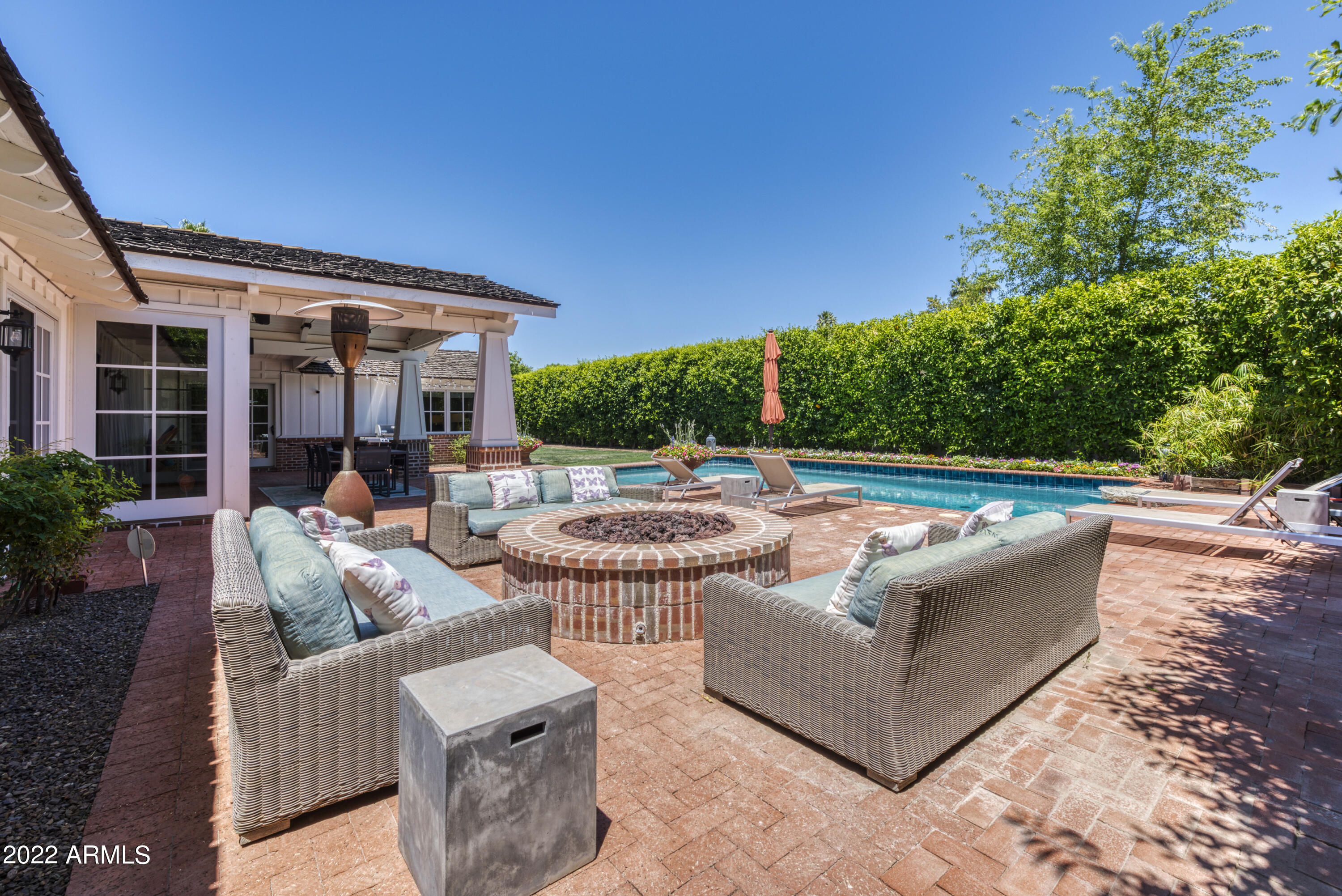 PICKWICK ACRES - Residential