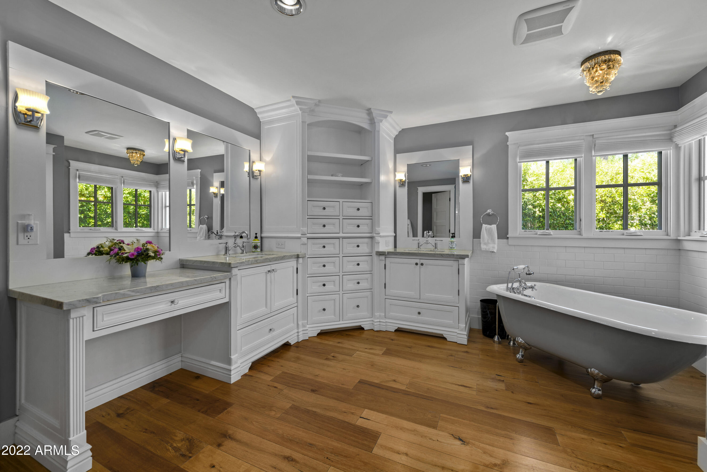 PICKWICK ACRES - Residential