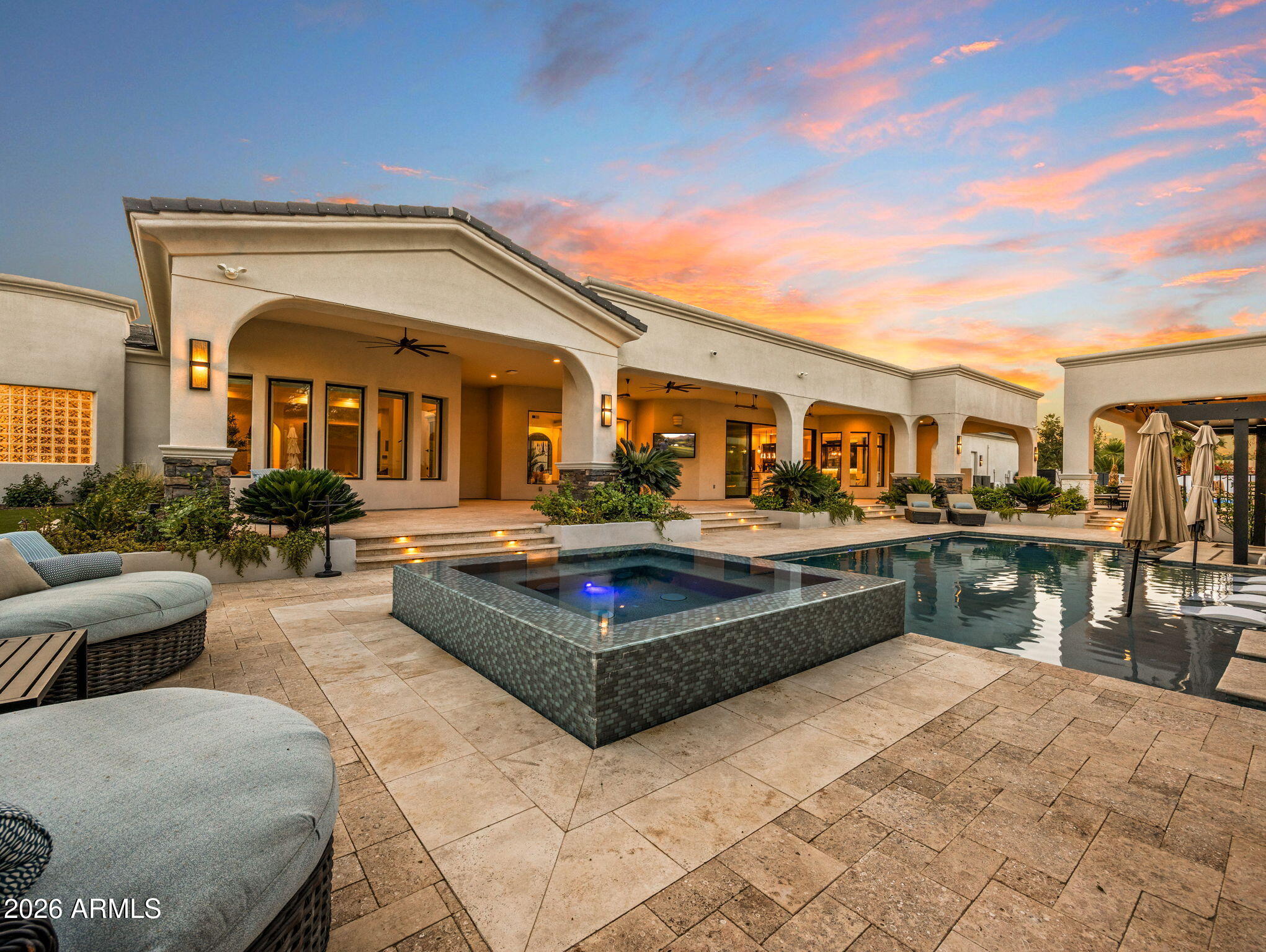 SUNDOWN MANOR - Residential