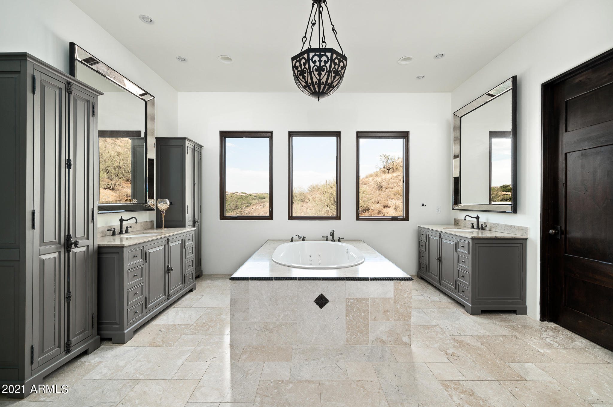 TROON RIDGE ESTATES - Residential