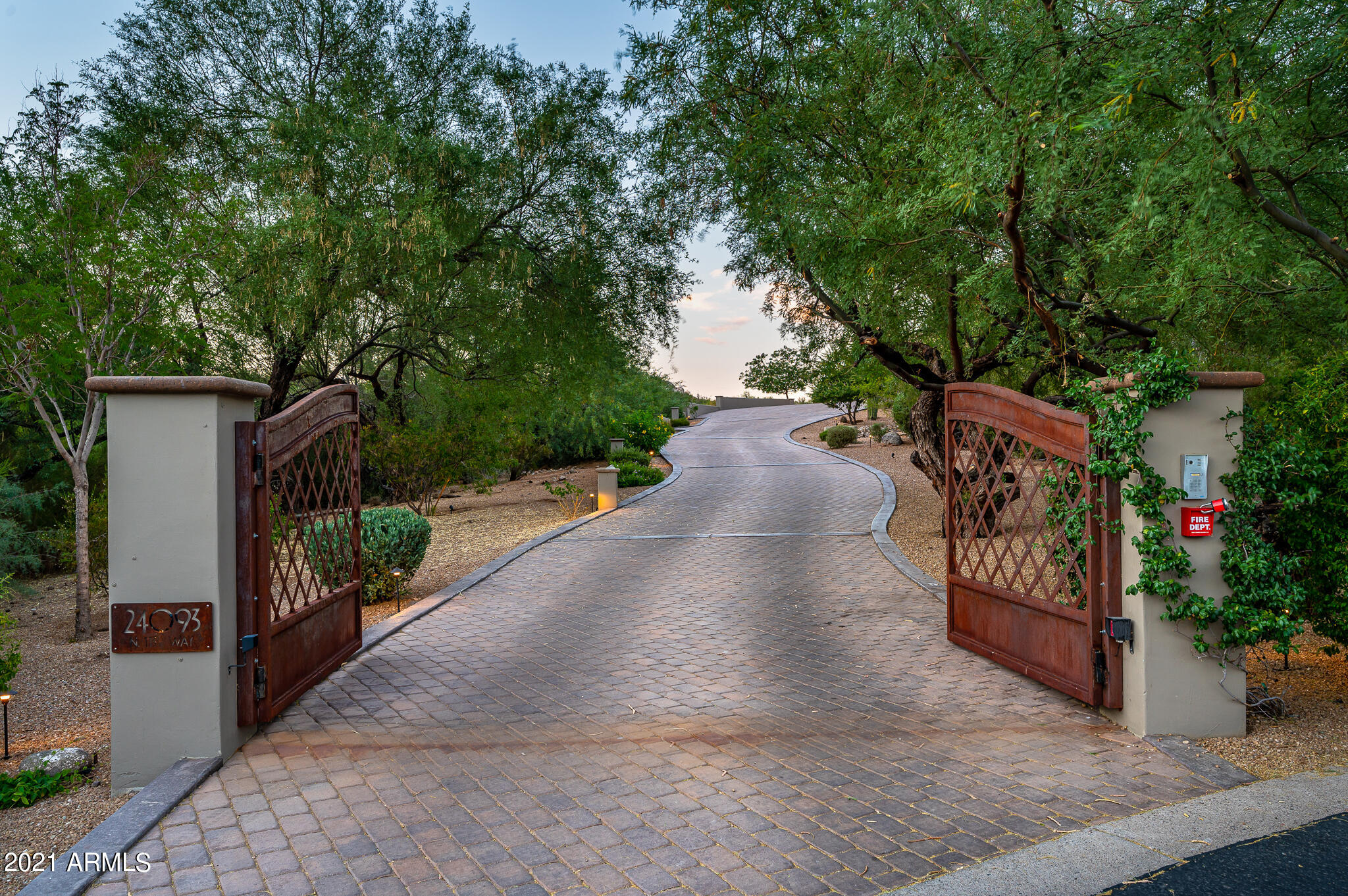 TROON RIDGE ESTATES - Residential
