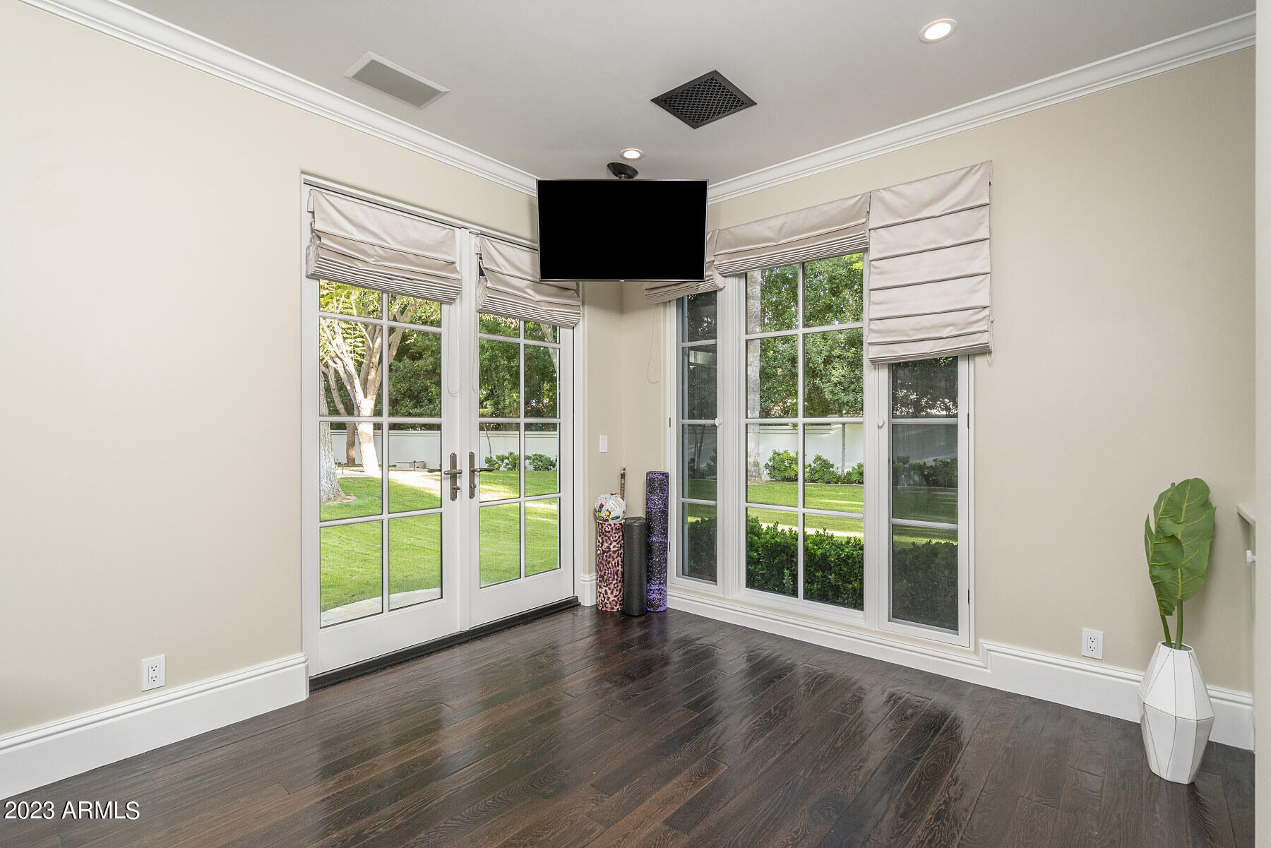 CASA BLANCA ESTATES LOT 1-19 38-56 - Residential
