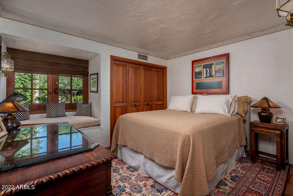 CAMELBACK COUNTRY CLUB ESTATES 3 - Residential