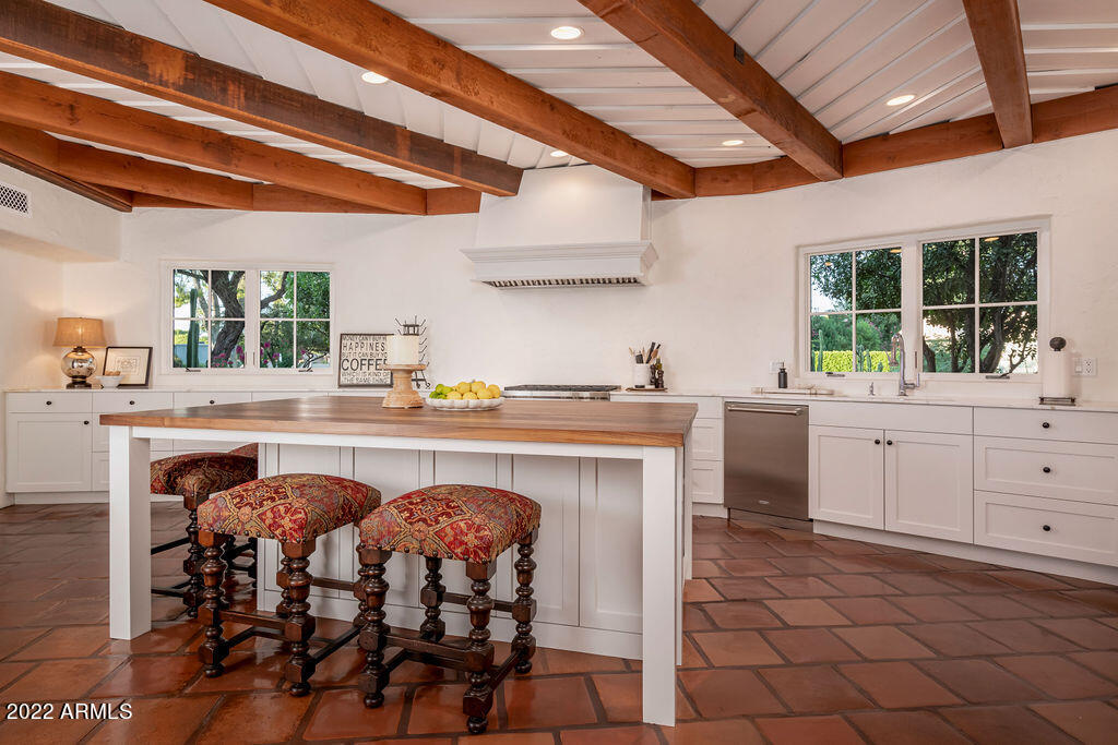 CAMELBACK COUNTRY CLUB ESTATES 3 - Residential