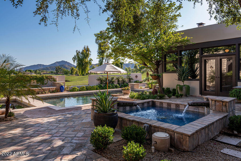 CAMELBACK COUNTRY CLUB ESTATES 3 - Residential