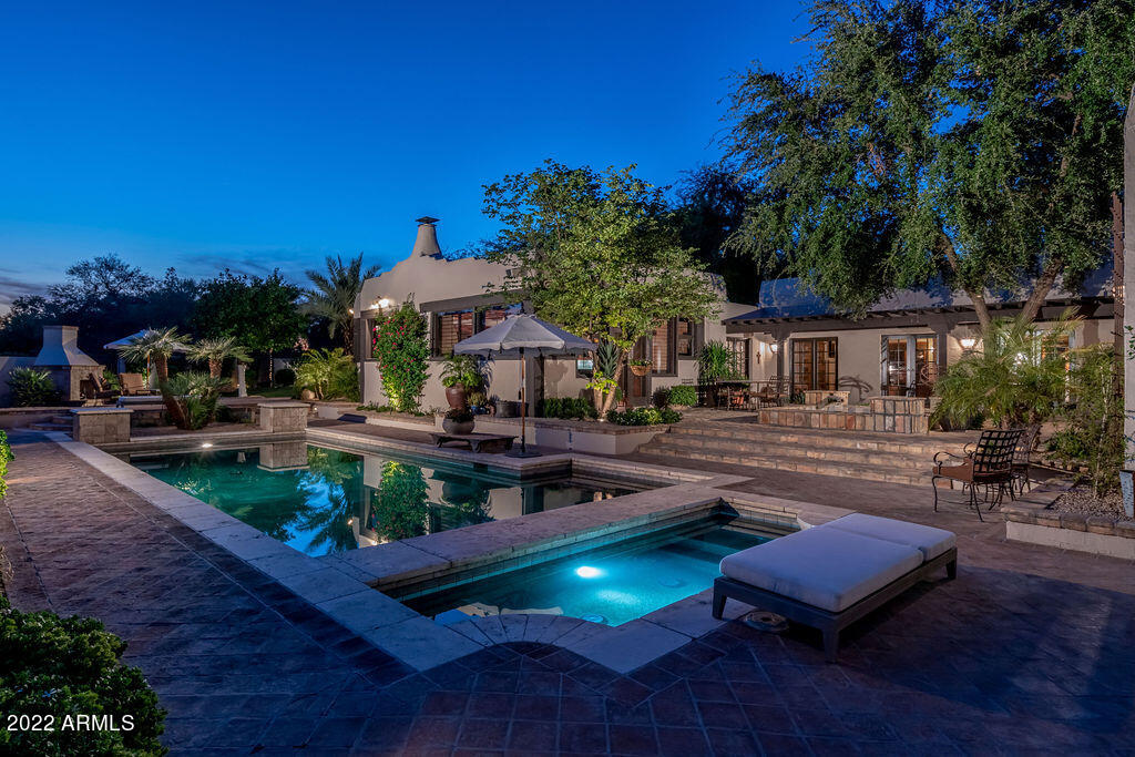 CAMELBACK COUNTRY CLUB ESTATES 3 - Residential