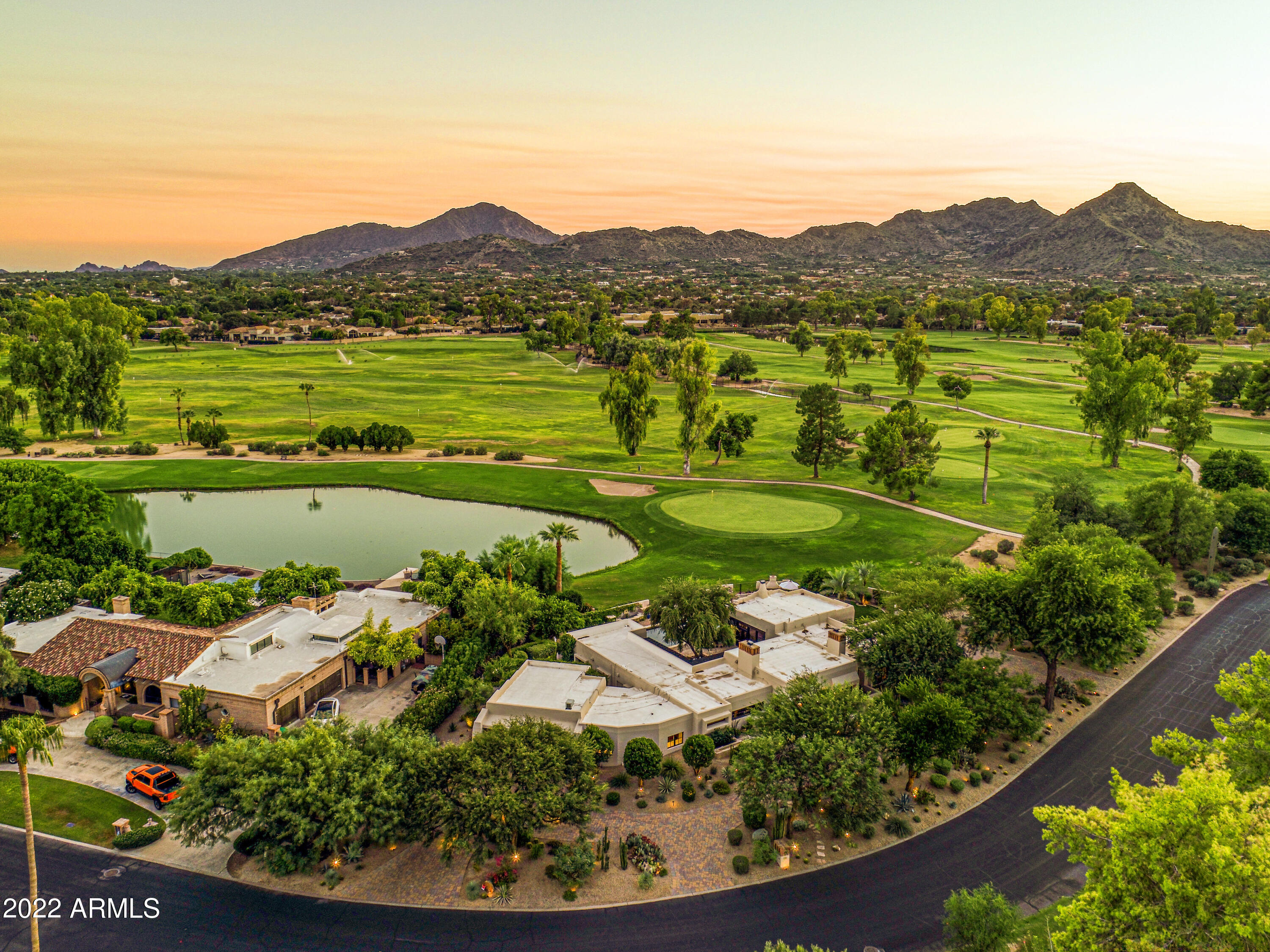 CAMELBACK COUNTRY CLUB ESTATES 3 - Residential
