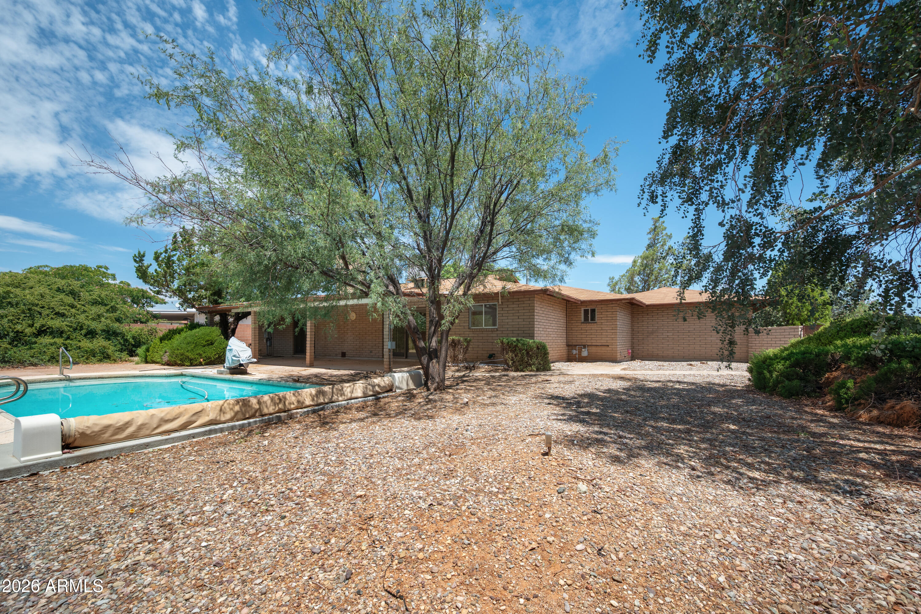TOWN & COUNTRY ESTATES 6 - Residential
