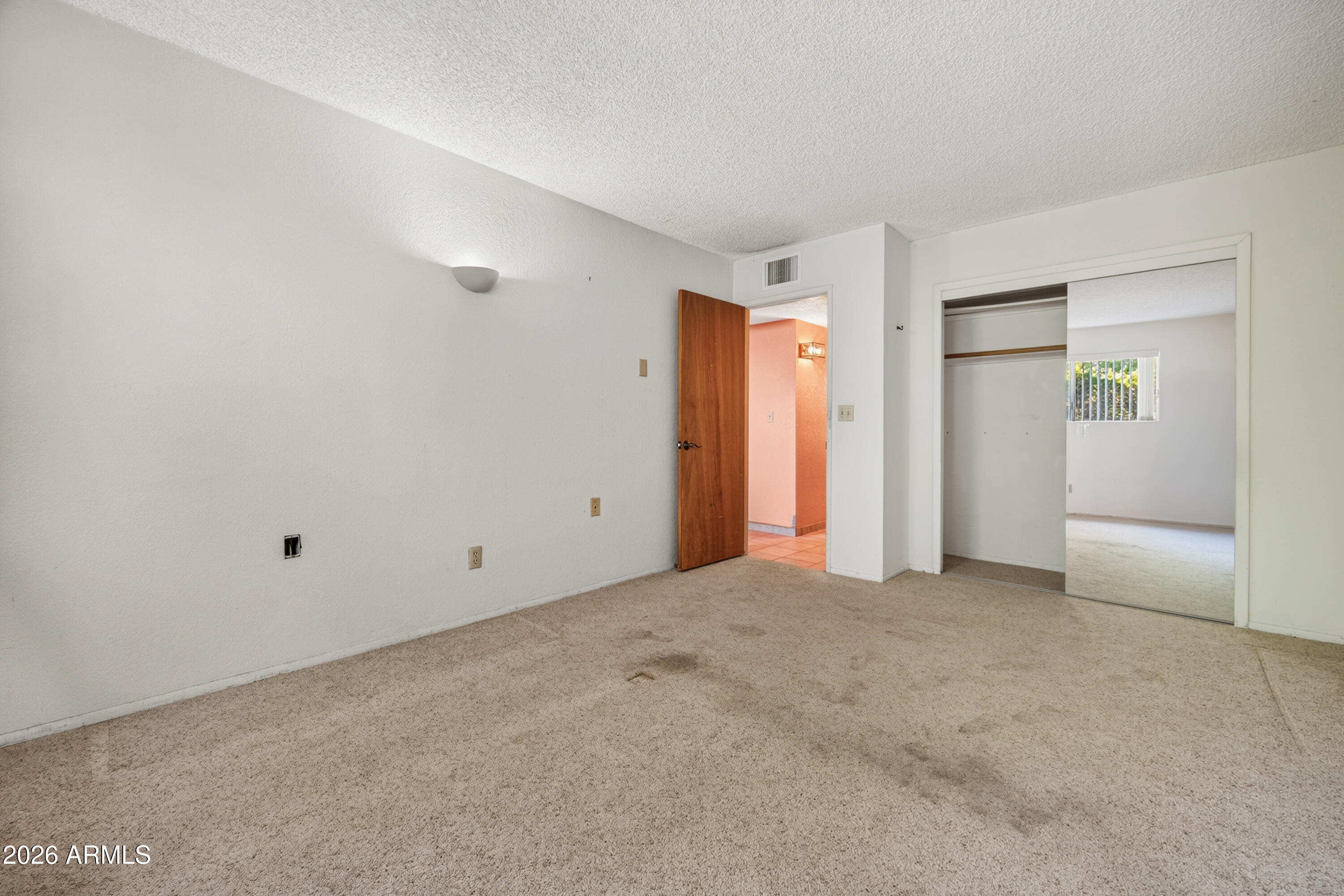 TOWN & COUNTRY ESTATES 6 - Residential