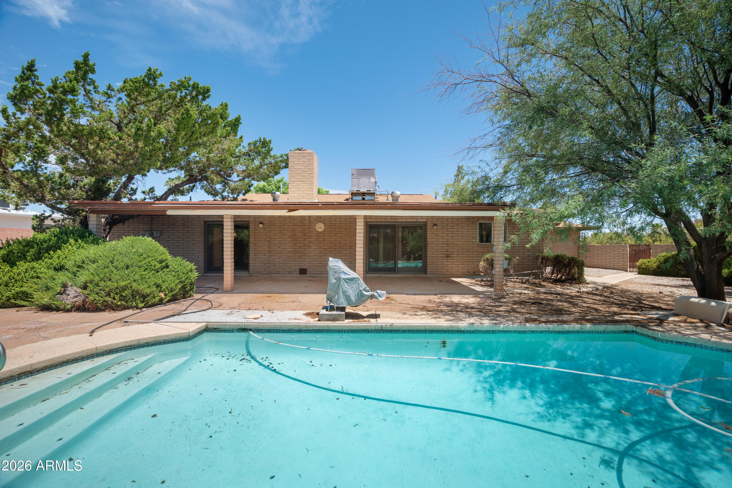TOWN & COUNTRY ESTATES 6 - Residential