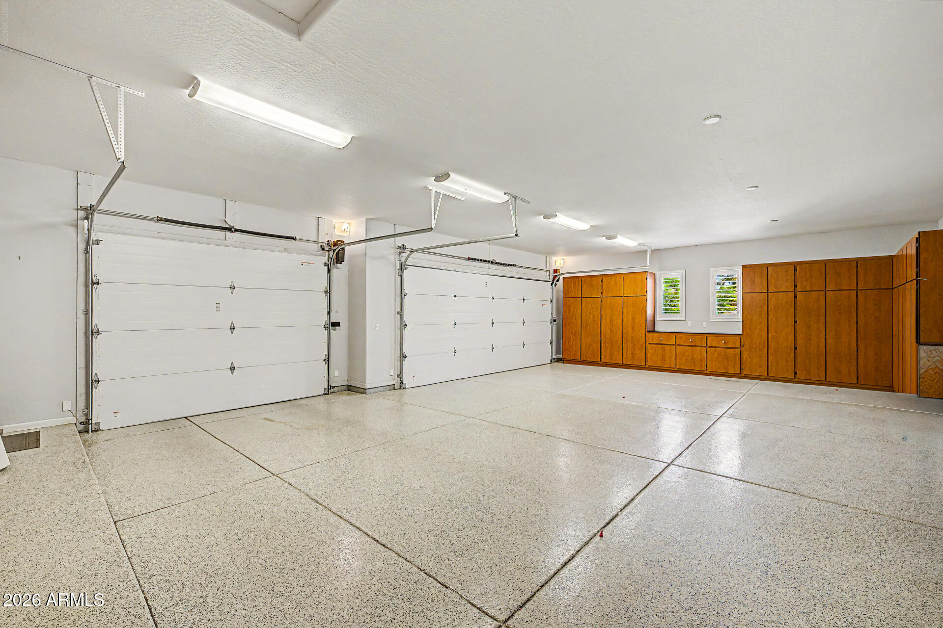 DOUBLE R MEADOWS - Residential