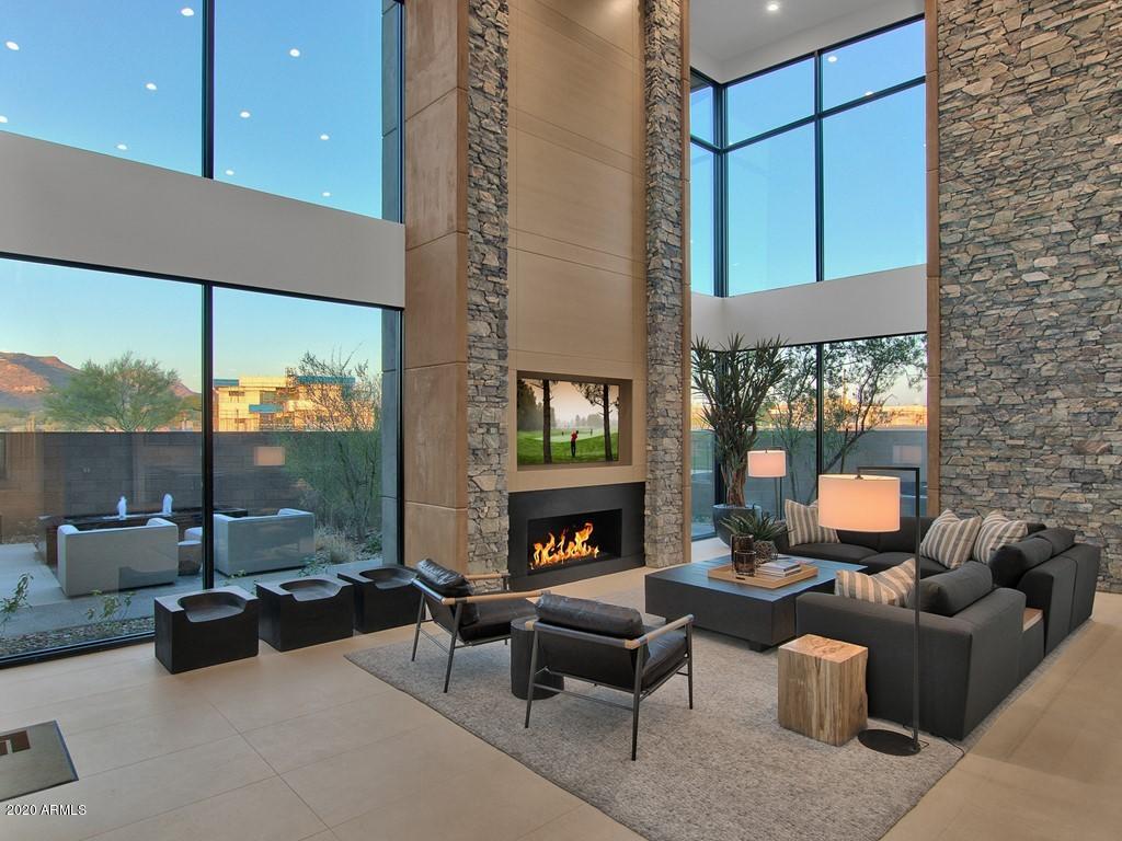 DESERT MOUNTAIN - Residential