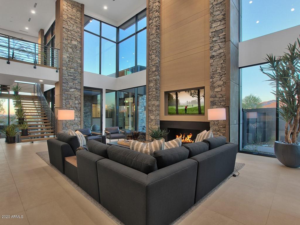 DESERT MOUNTAIN - Residential