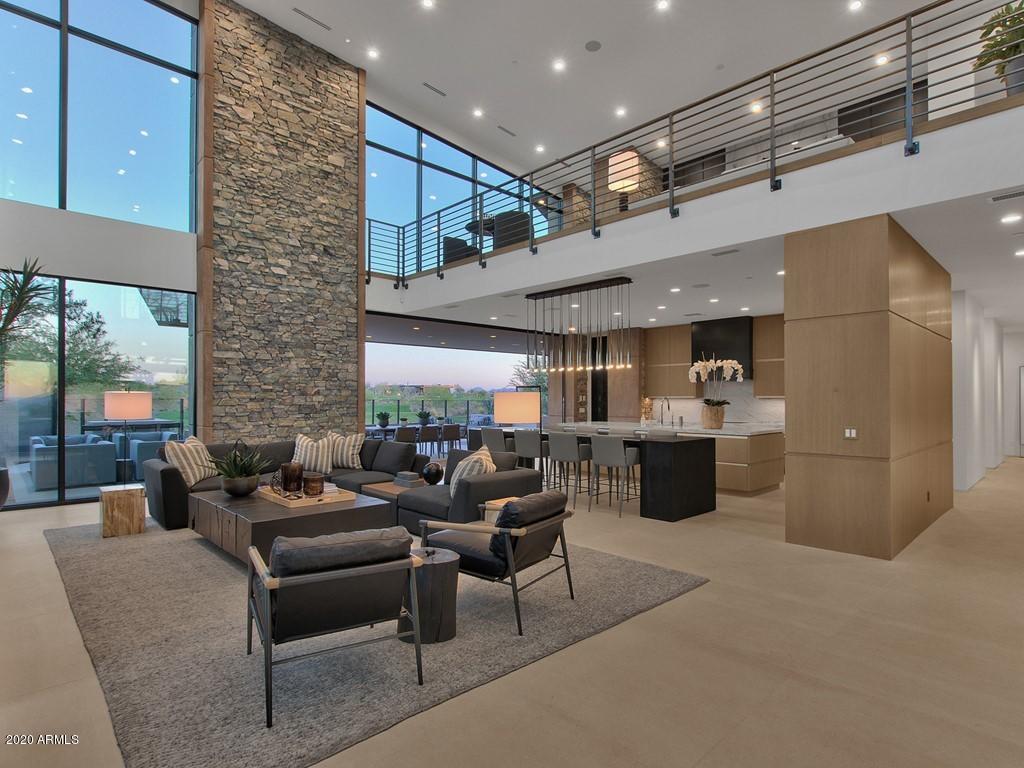 DESERT MOUNTAIN - Residential